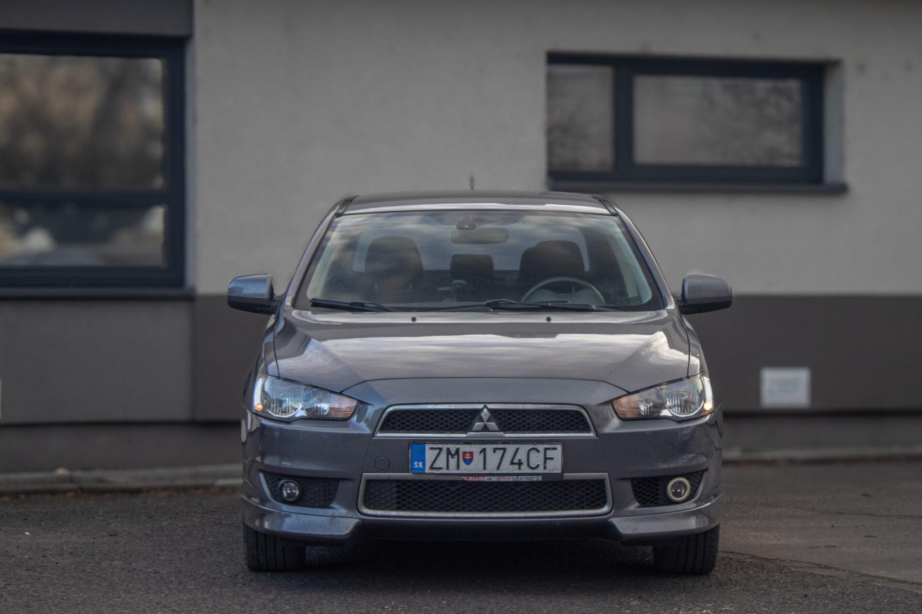 2011 Mitsubishi Lancer, šedá sedan, 178 968 km