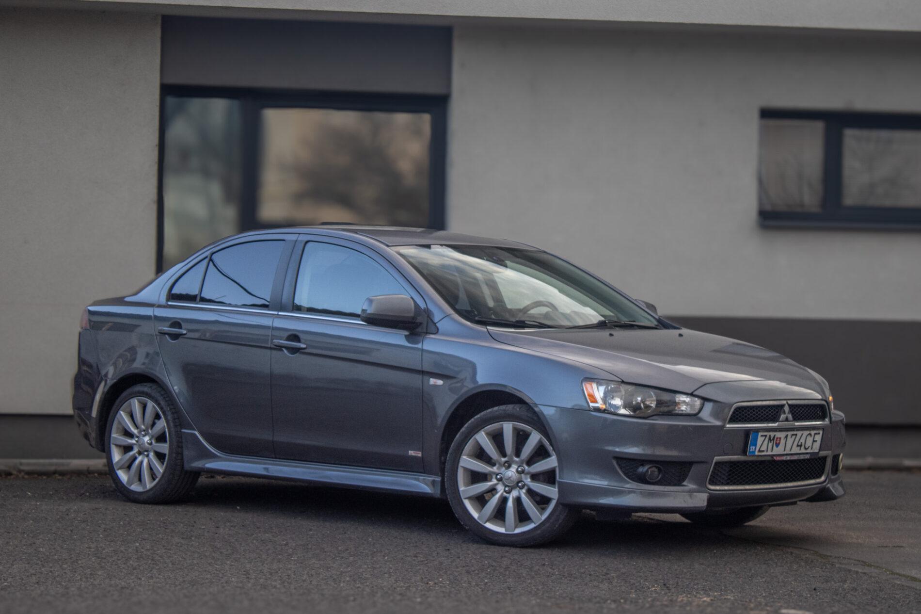 2011 Mitsubishi Lancer, šedá sedan, 178 968 km