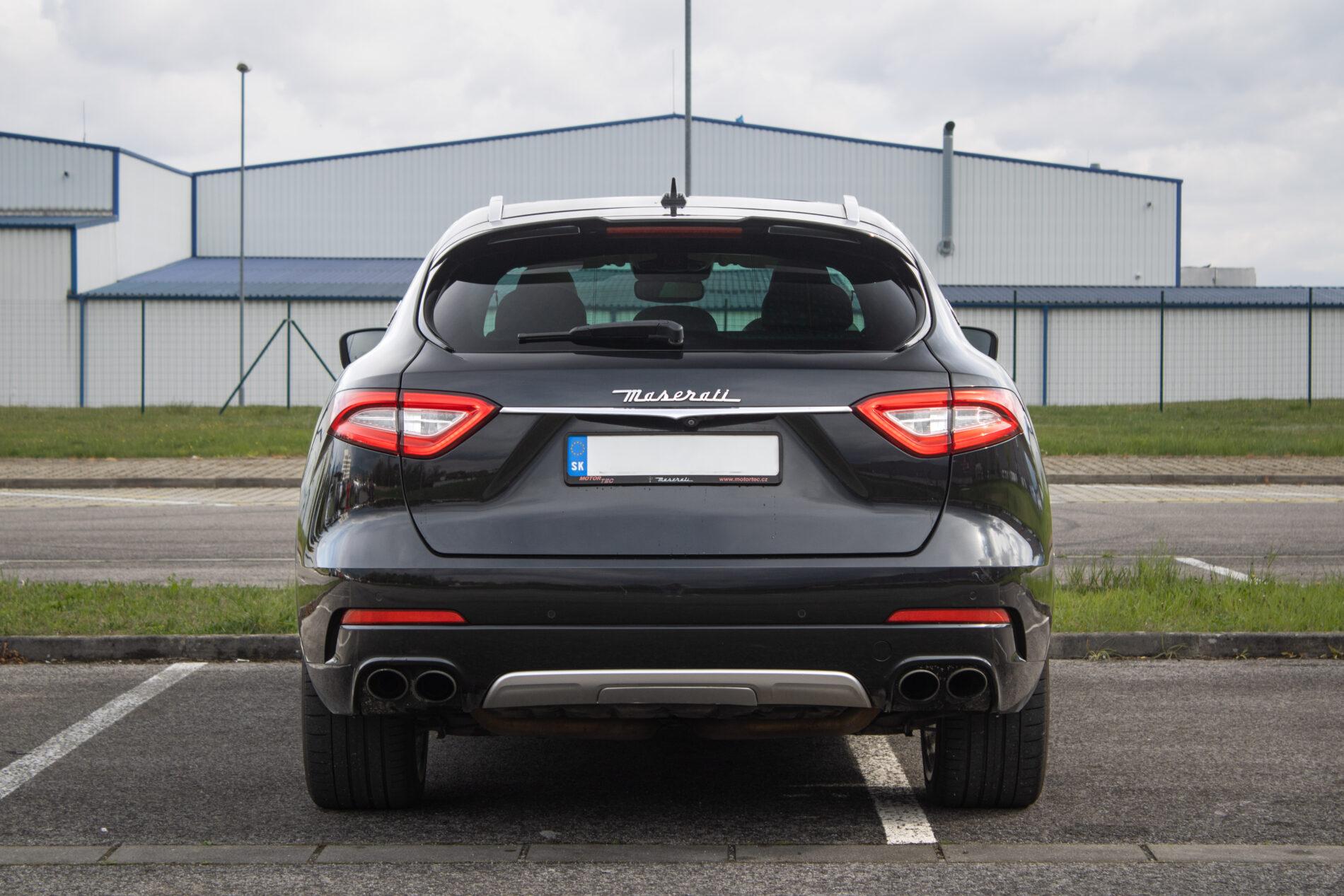 2017 Maserati Levante, černá suv, 212 484 km