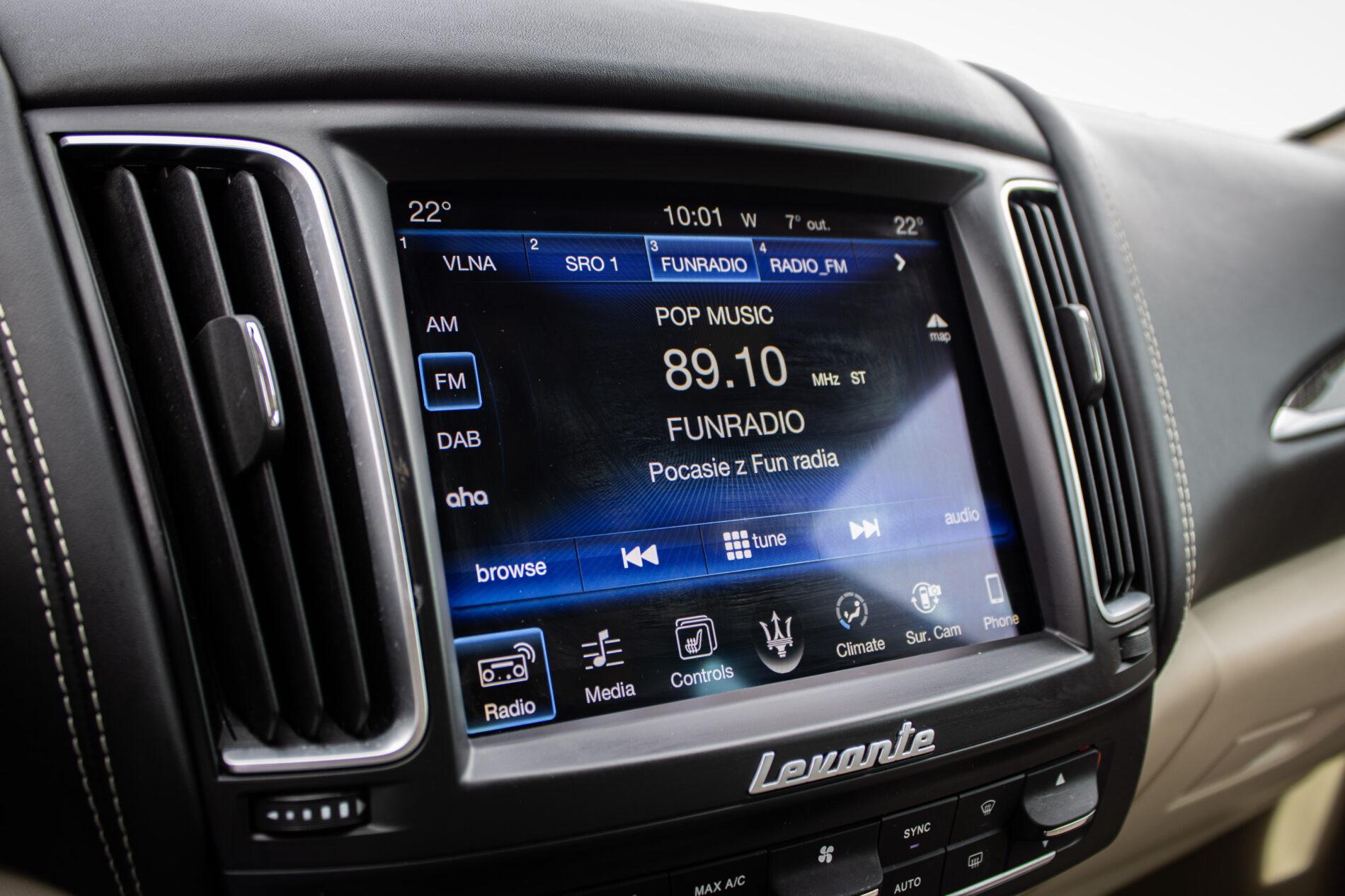2017 Maserati Levante, černá suv, 212 484 km