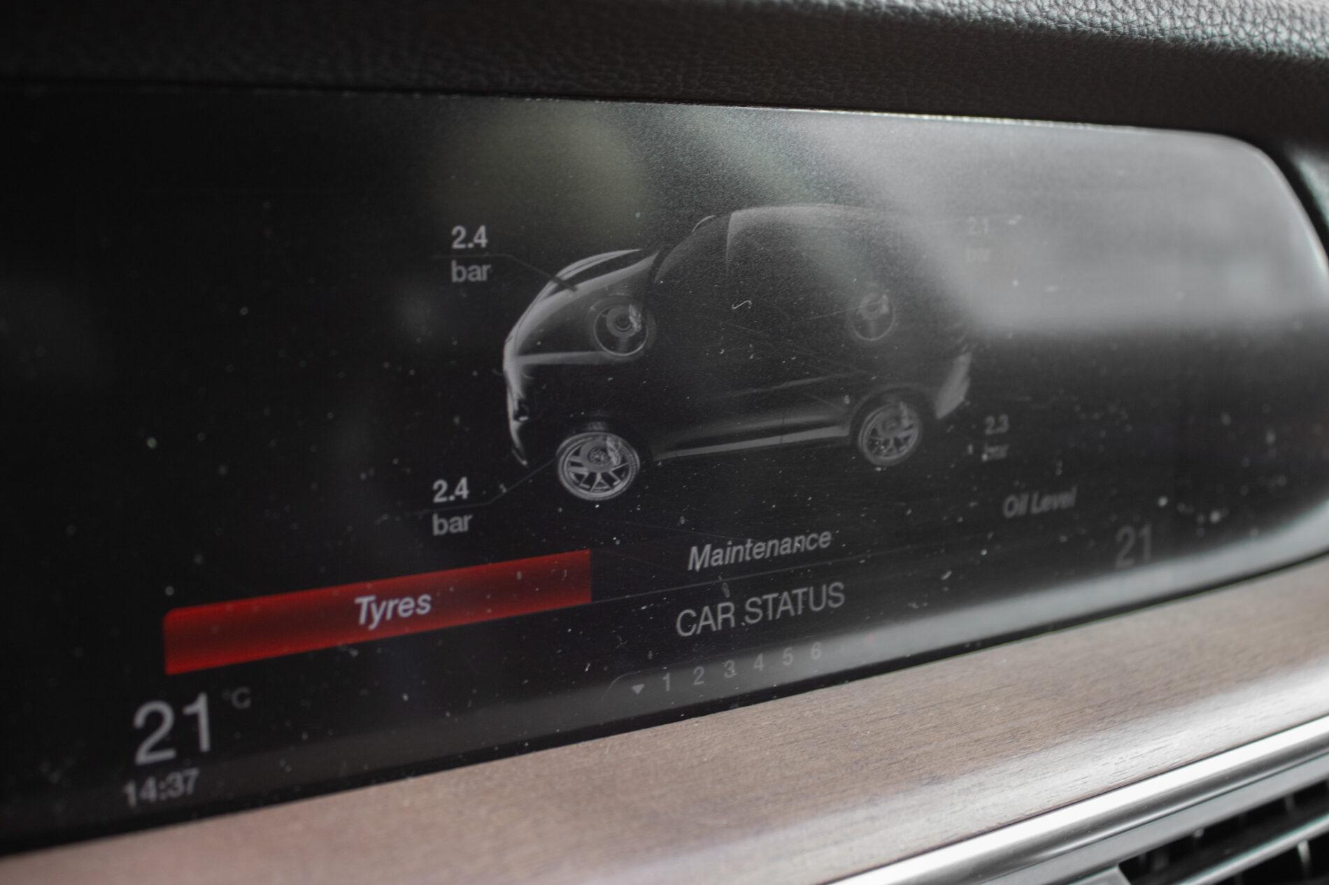 2017 Alfa Romeo Stelvio, šedá suv, 160 000 km