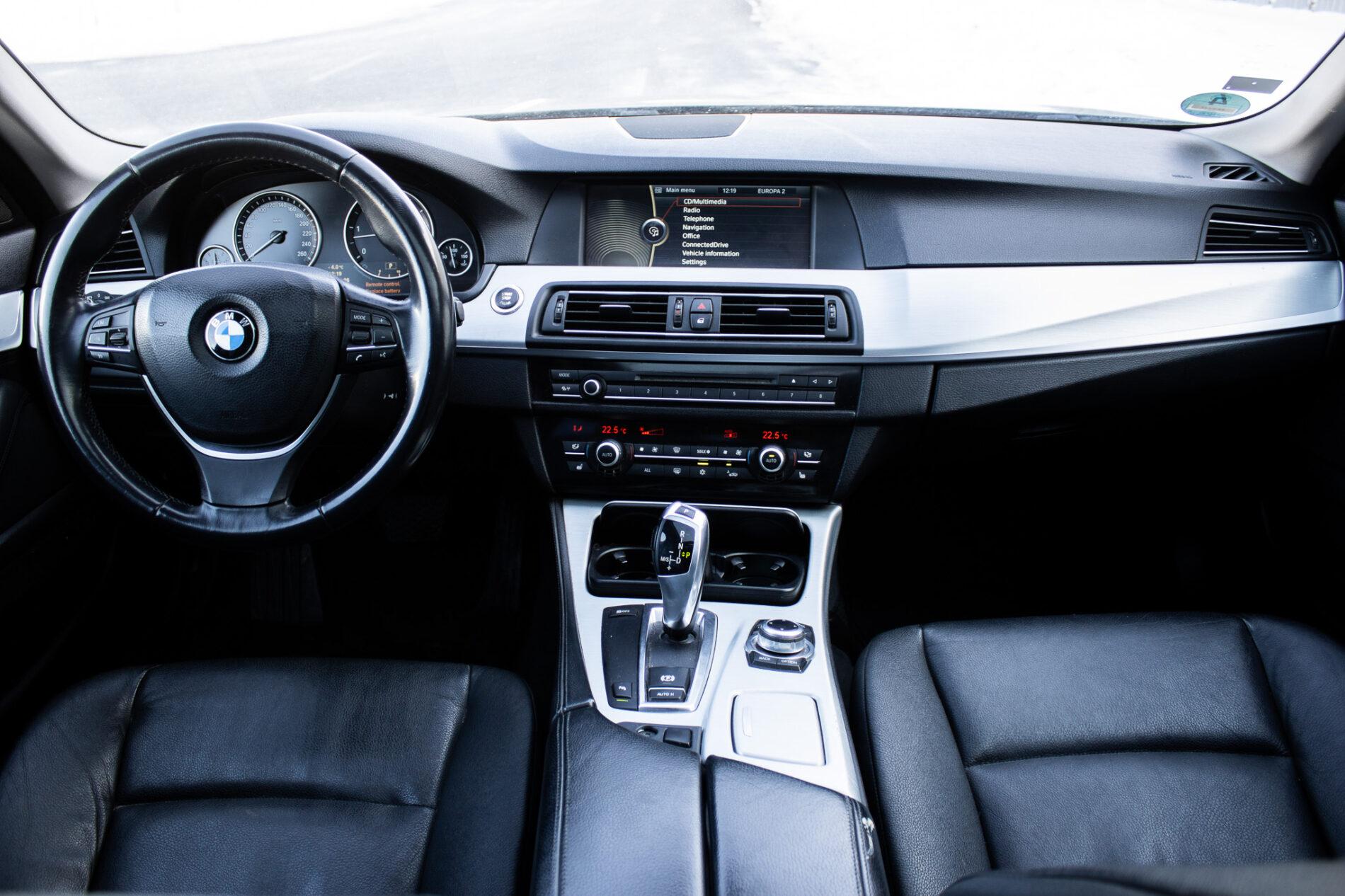 2012 BMW 535d, černá sedan, 303 563 km