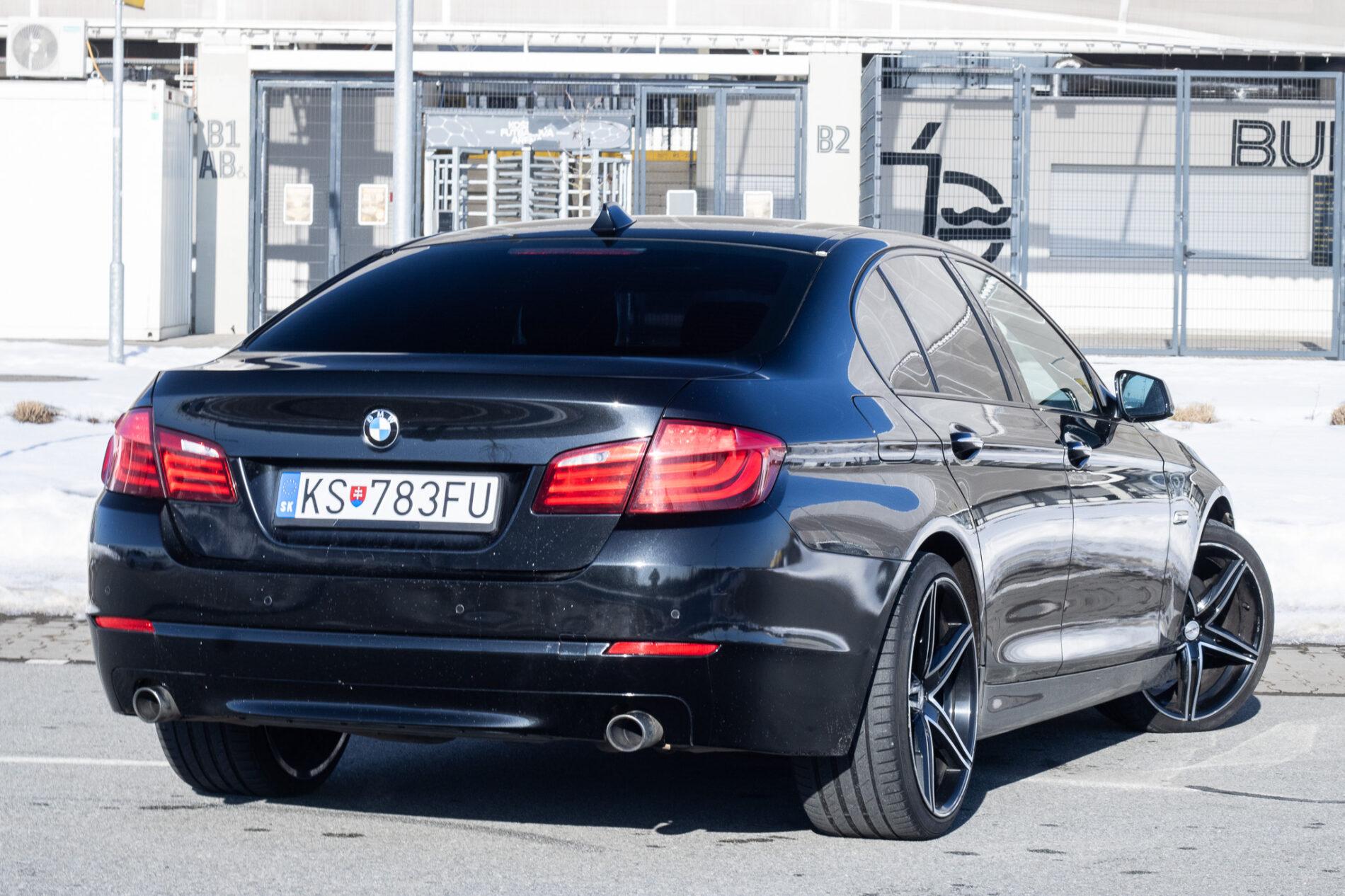 2012 BMW 535d, černá sedan, 303 563 km
