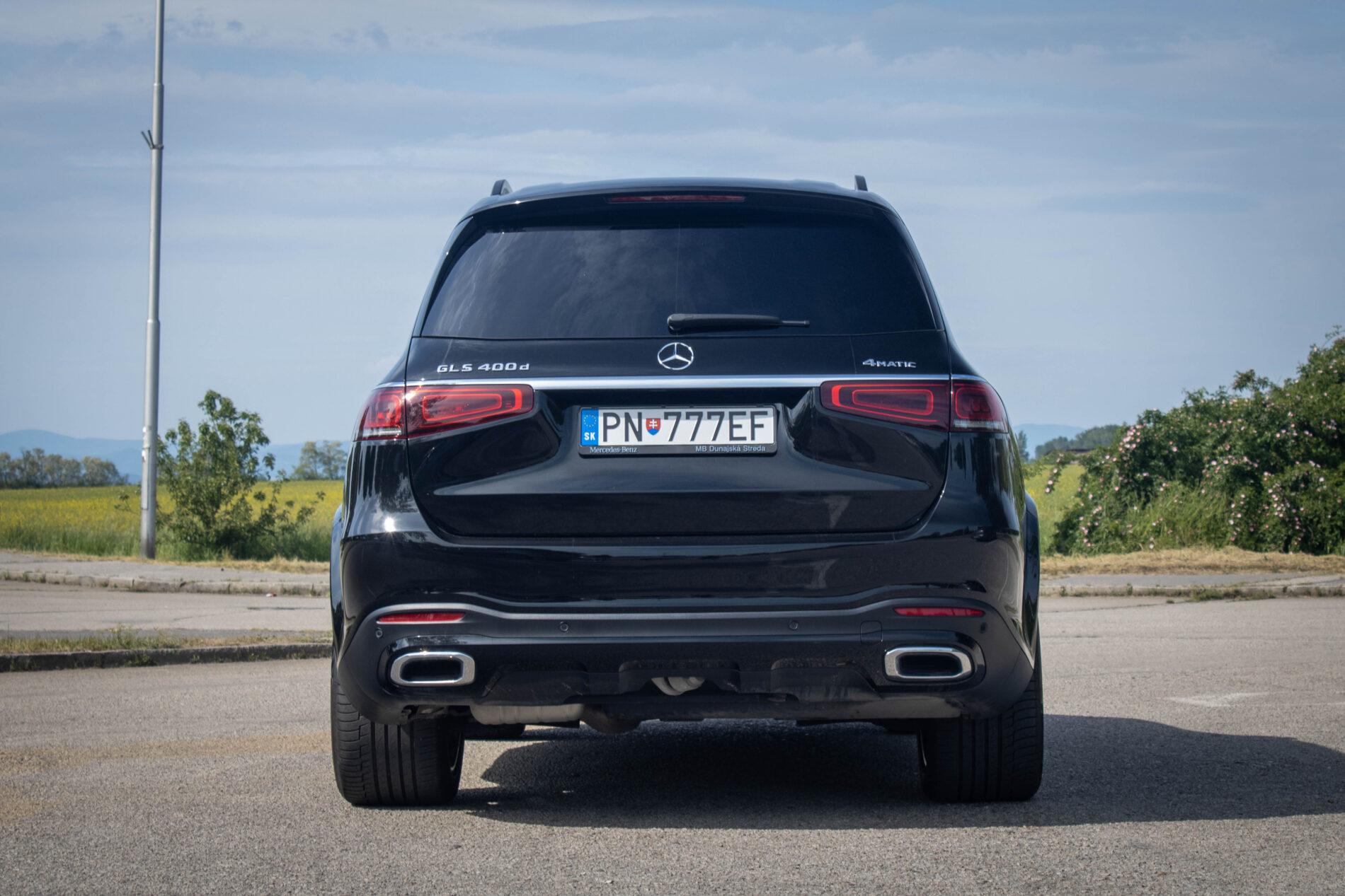 2023 Mercedes-Benz GLS 400d, černá suv, 40 535 km