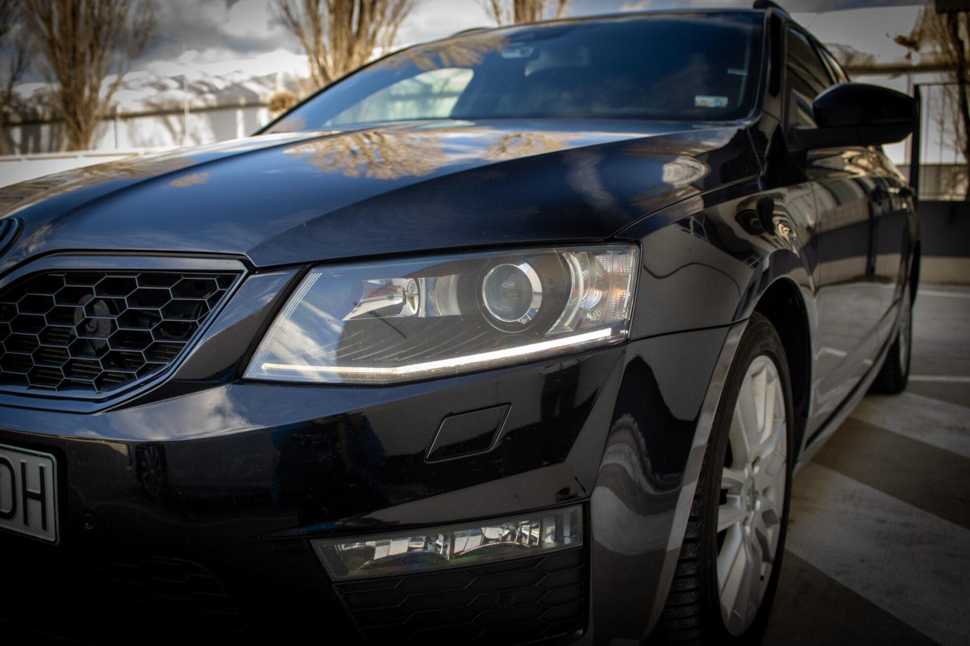 2016 Skoda Octavia RS, černá kombi, 237 027 km