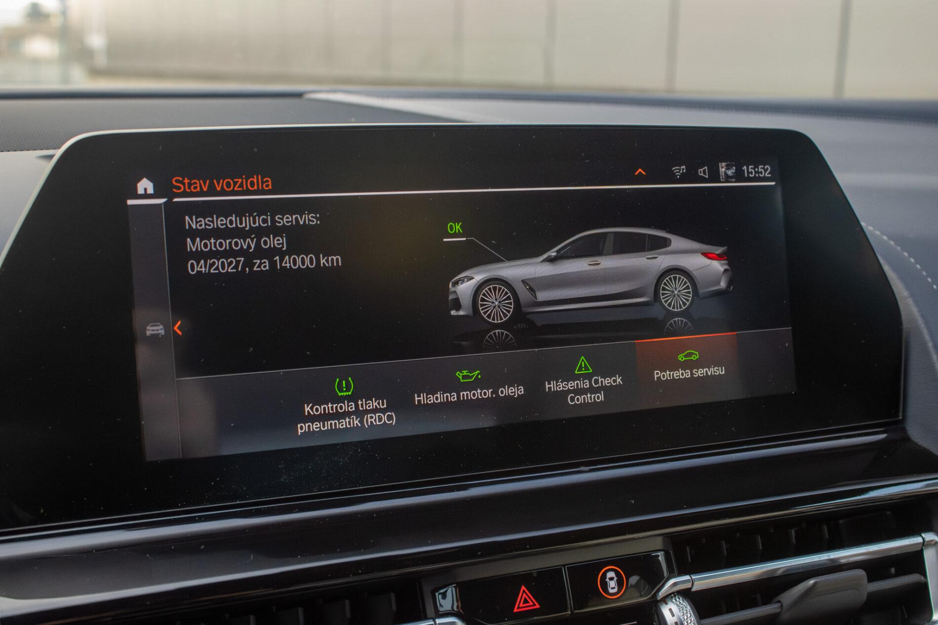 2021 BMW M850i, šedá kupé, 213 085 km