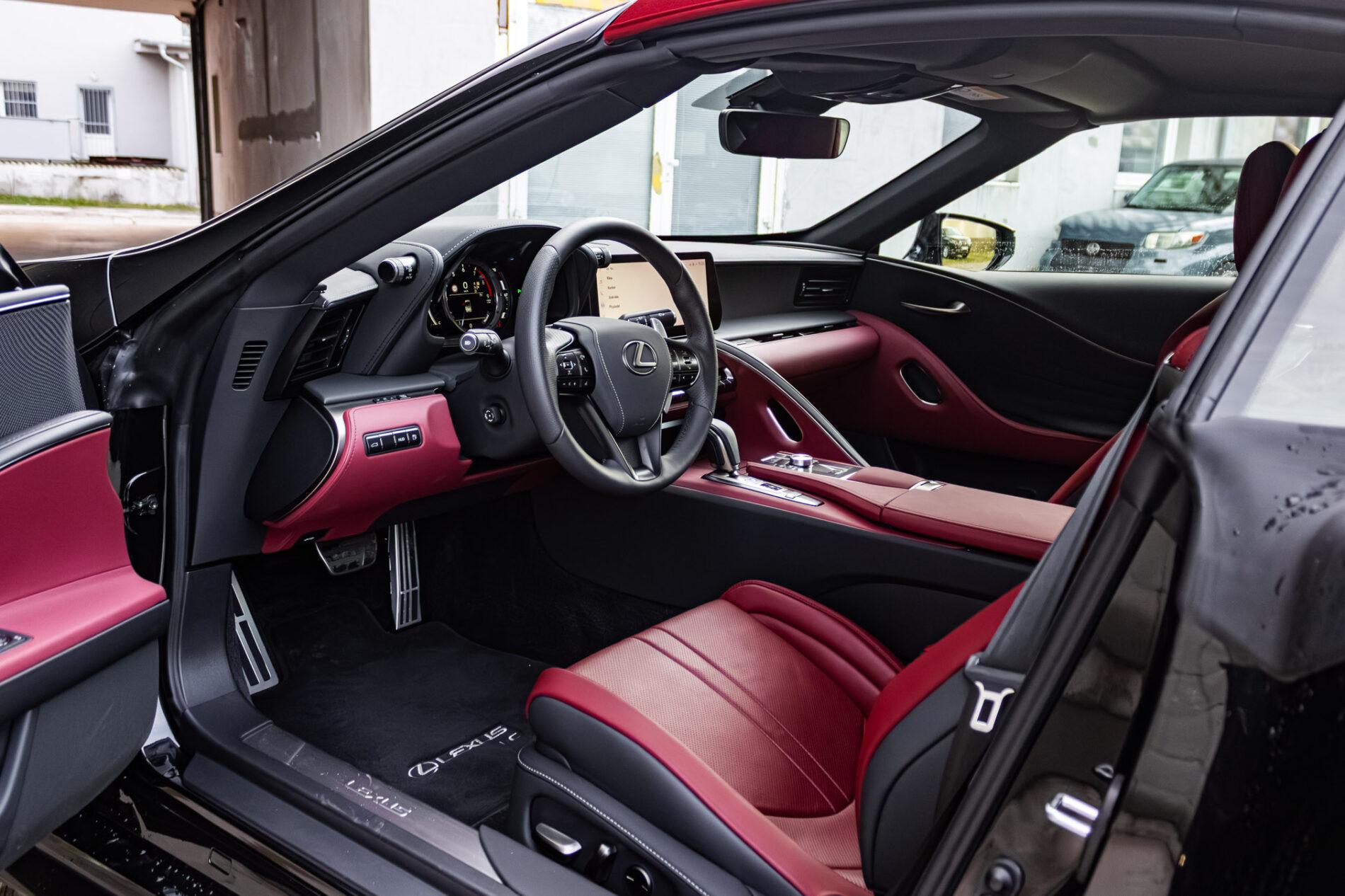 2024 Lexus LC 500, černá kabriolet, 67 km