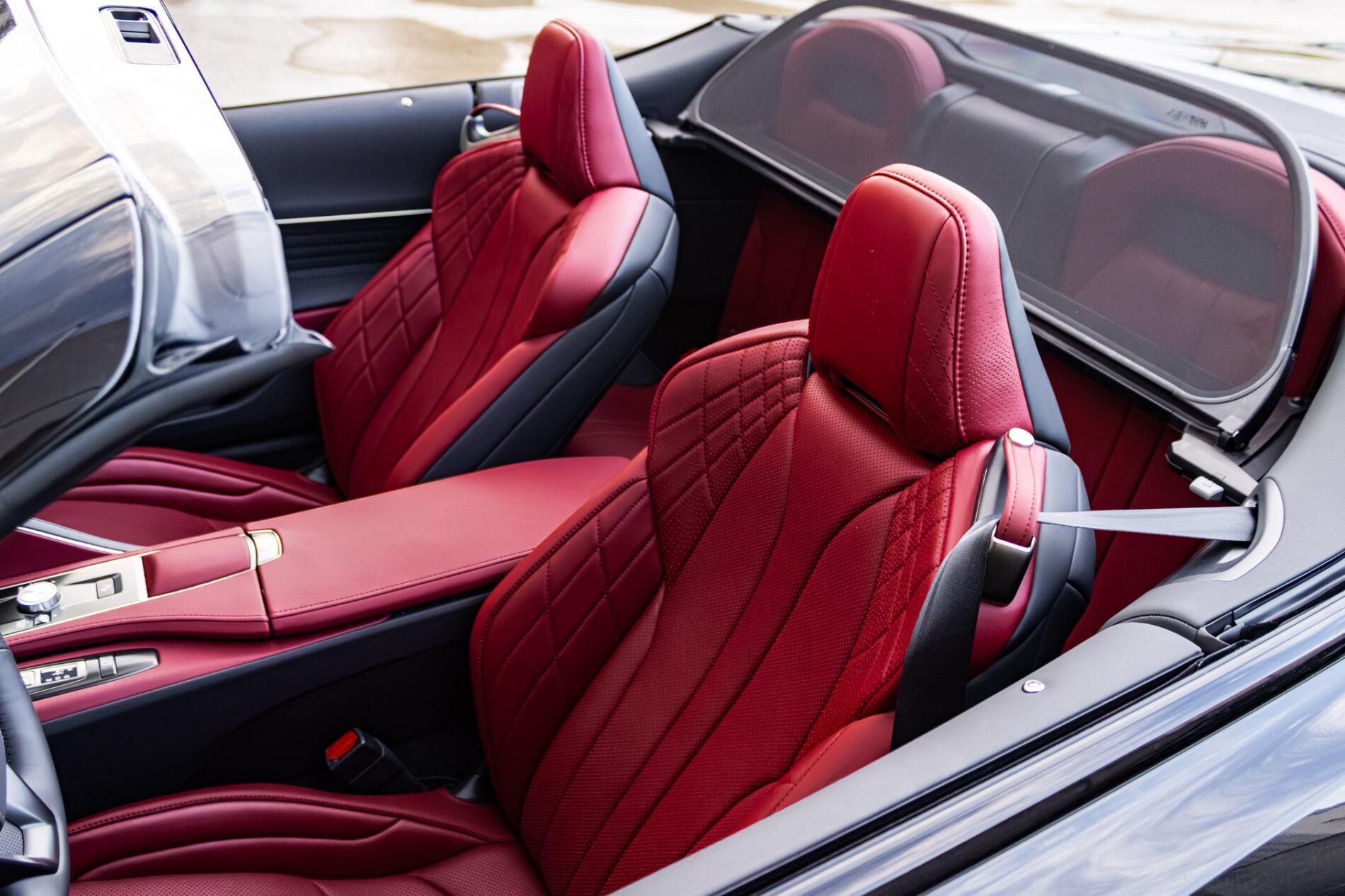 2024 Lexus LC 500, černá kabriolet, 67 km