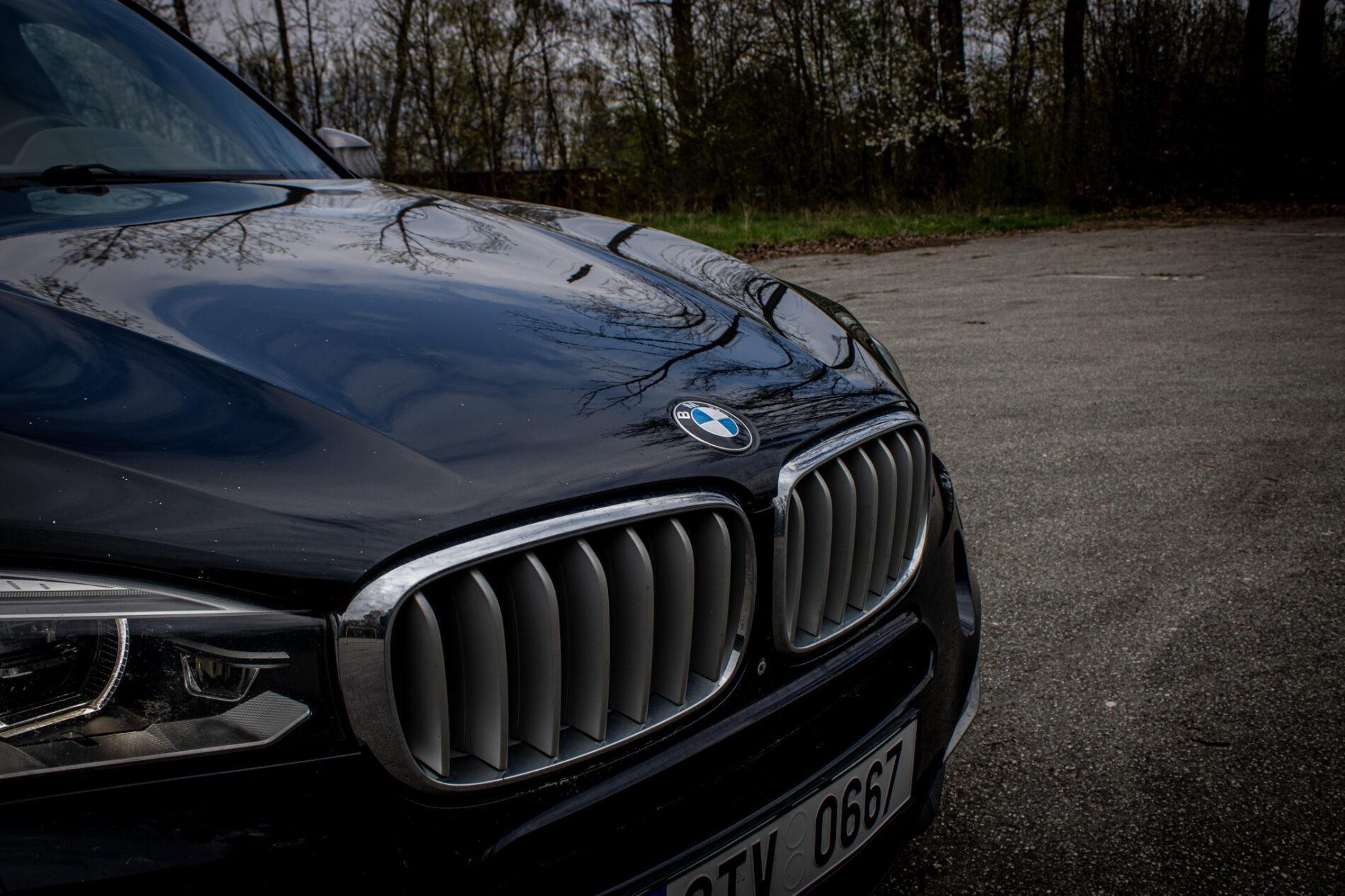 2014 BMW X5 M50d, černá suv, 255 839 km