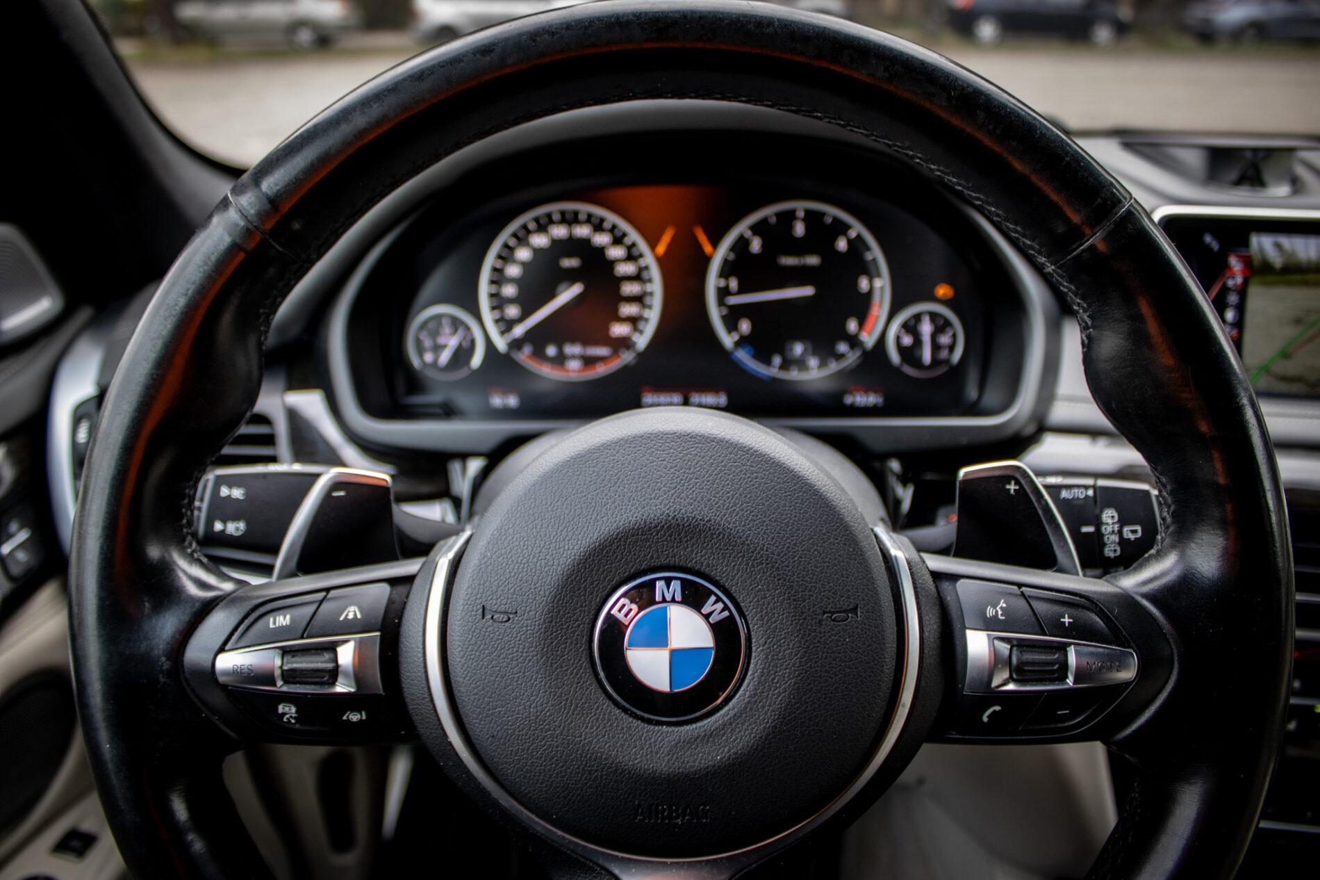 2014 BMW X5 M50d, černá suv, 255 839 km