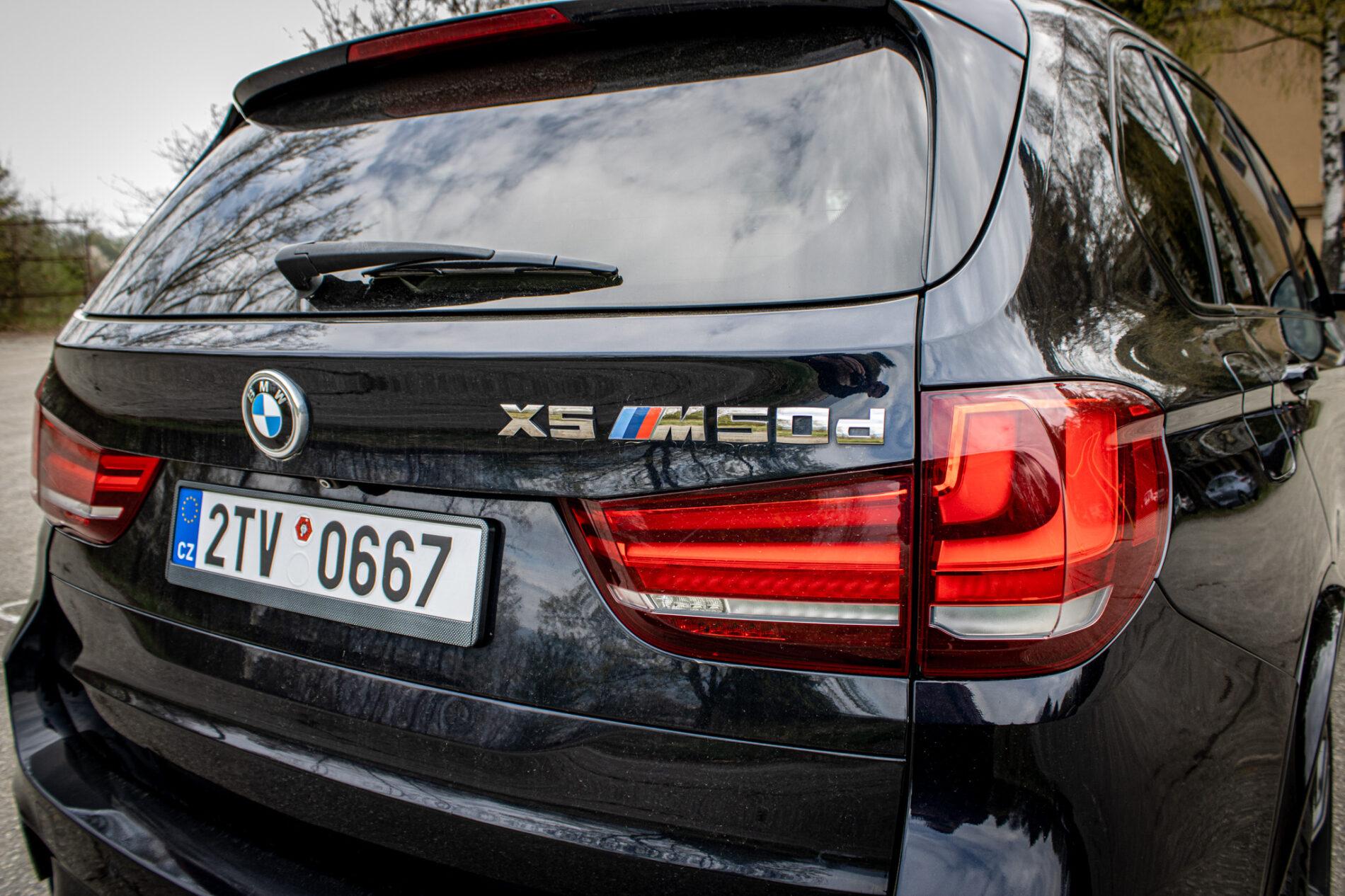2014 BMW X5 M50d, černá suv, 255 839 km