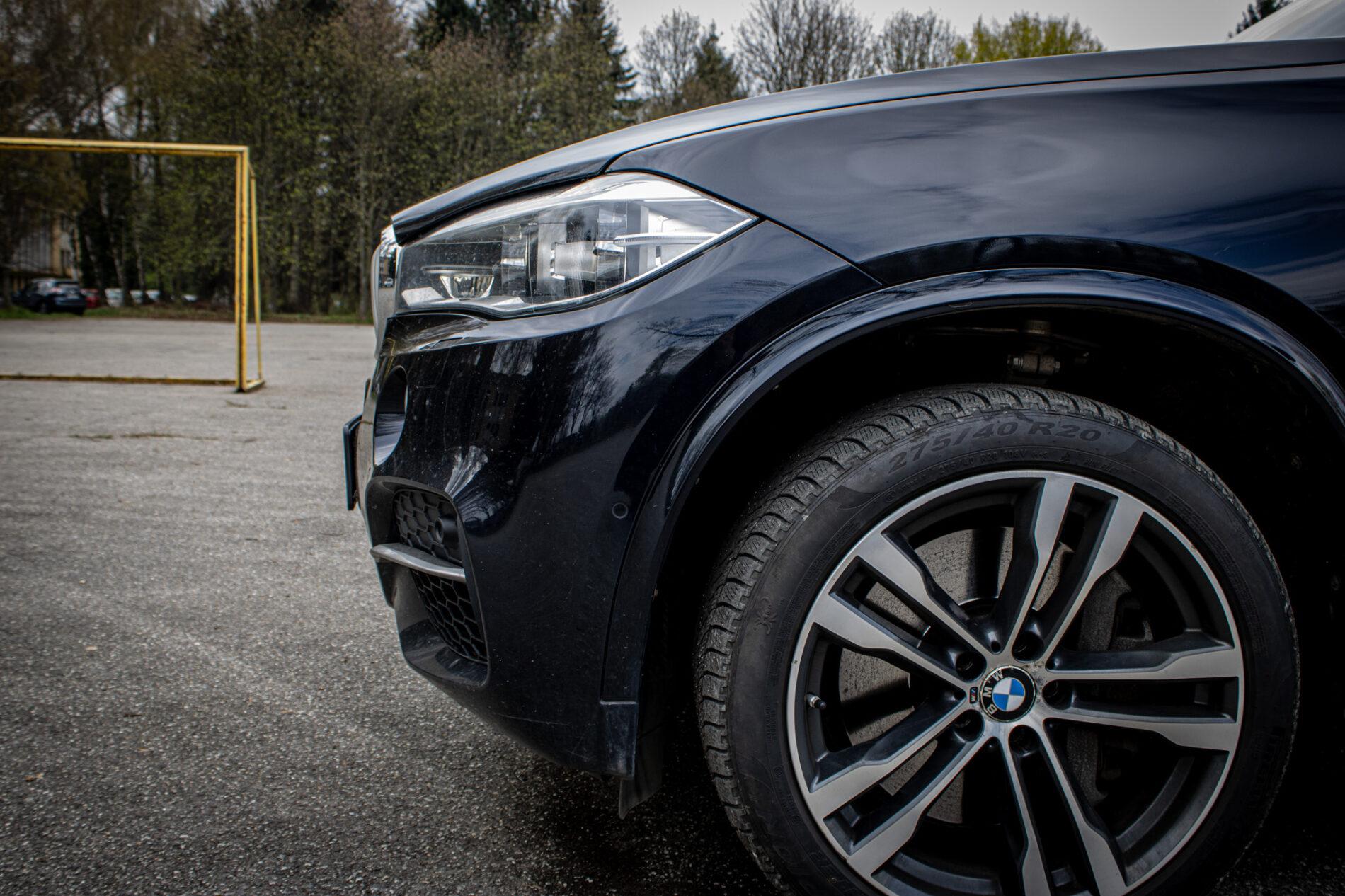 2014 BMW X5 M50d, černá suv, 255 839 km