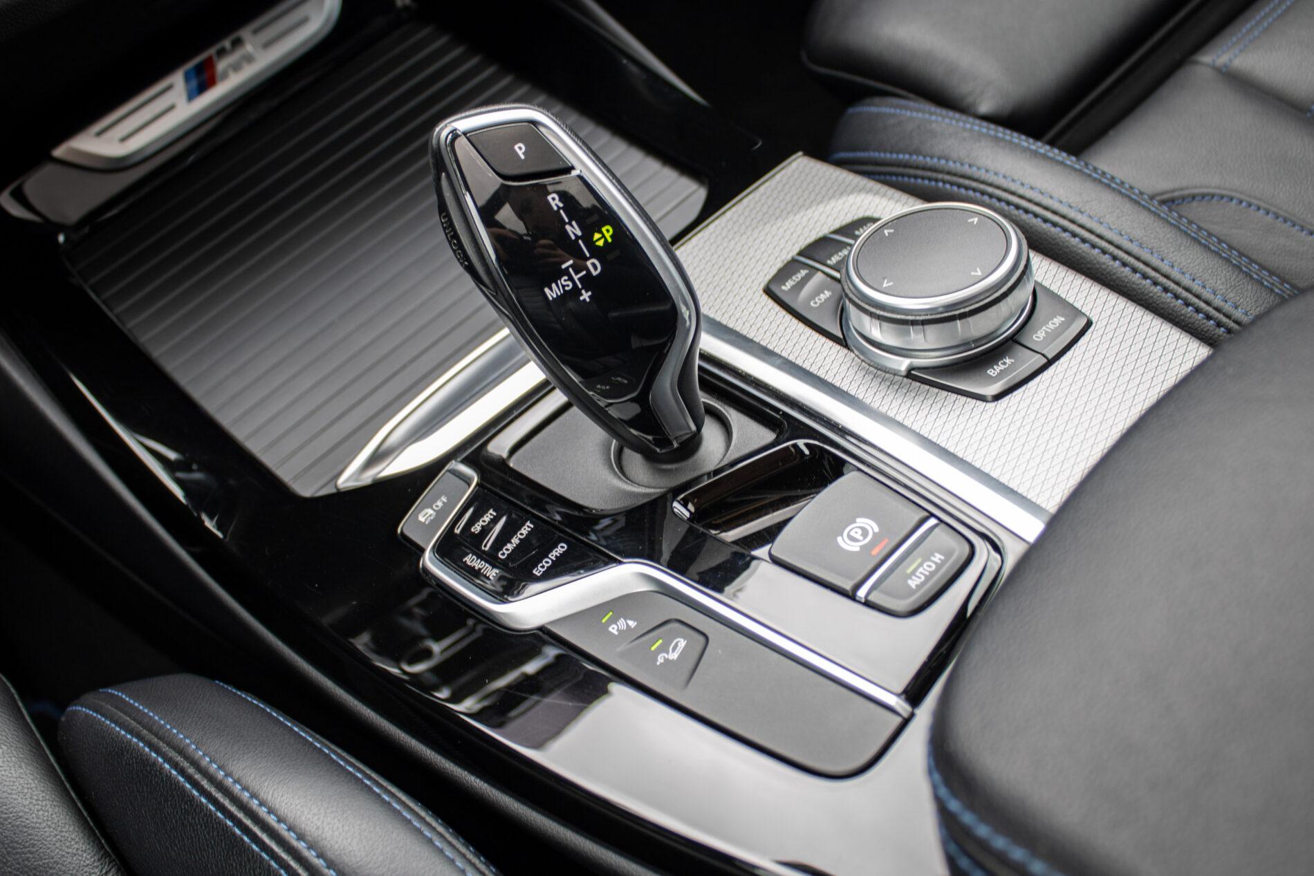 2019 BMW X3 M40i, bílá suv, 142 191 km