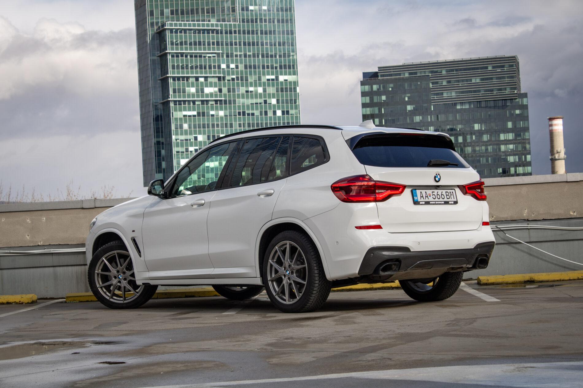 2019 BMW X3 M40i, bílá suv, 142 191 km