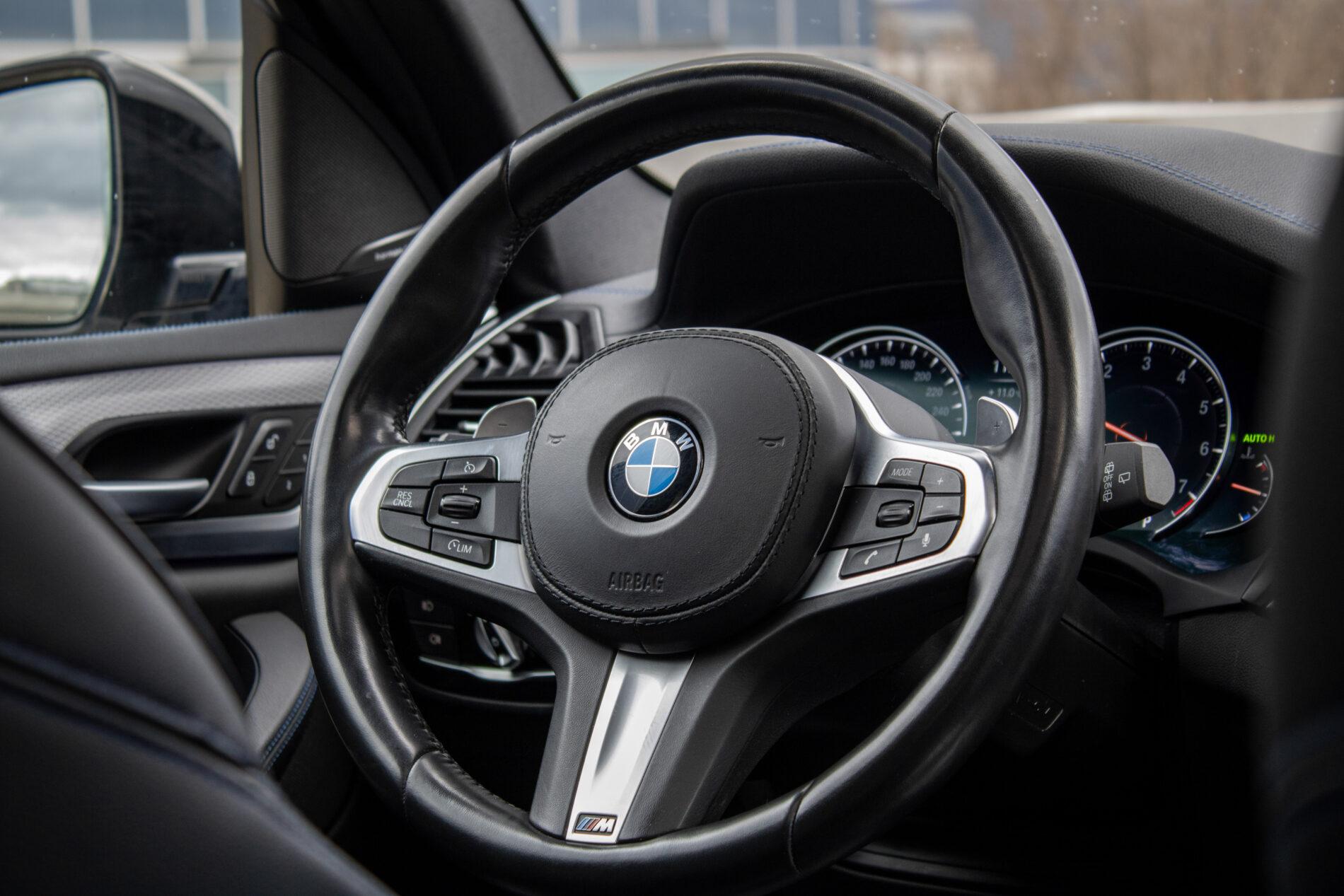 2019 BMW X3 M40i, bílá suv, 142 191 km