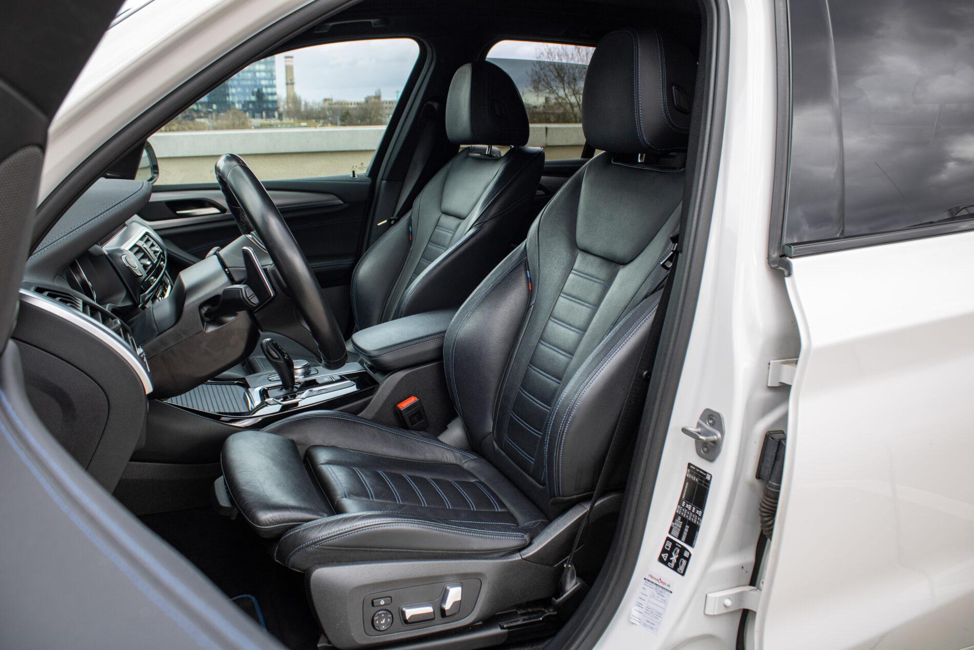 2019 BMW X3 M40i, bílá suv, 142 191 km