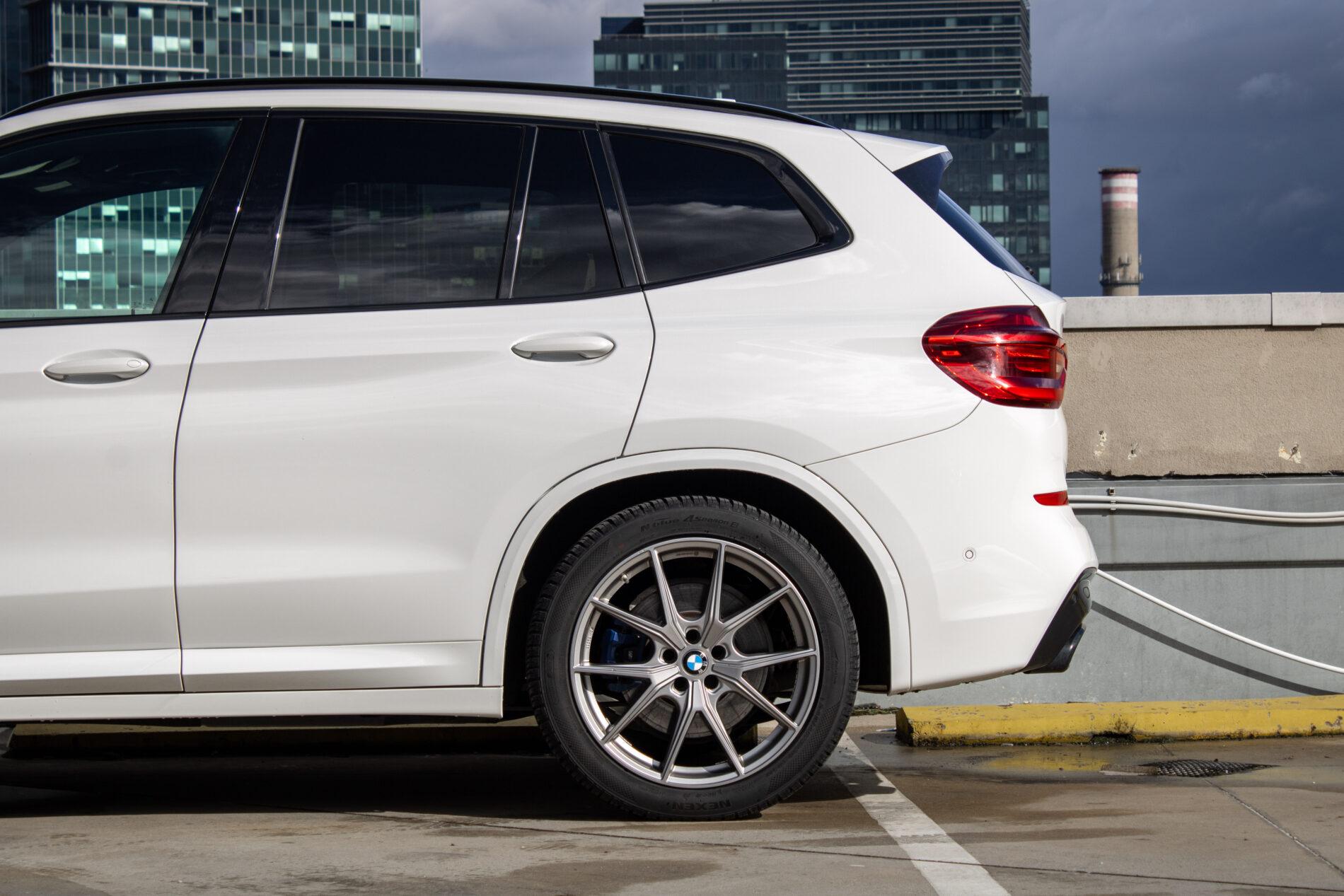 2019 BMW X3 M40i, bílá suv, 142 191 km