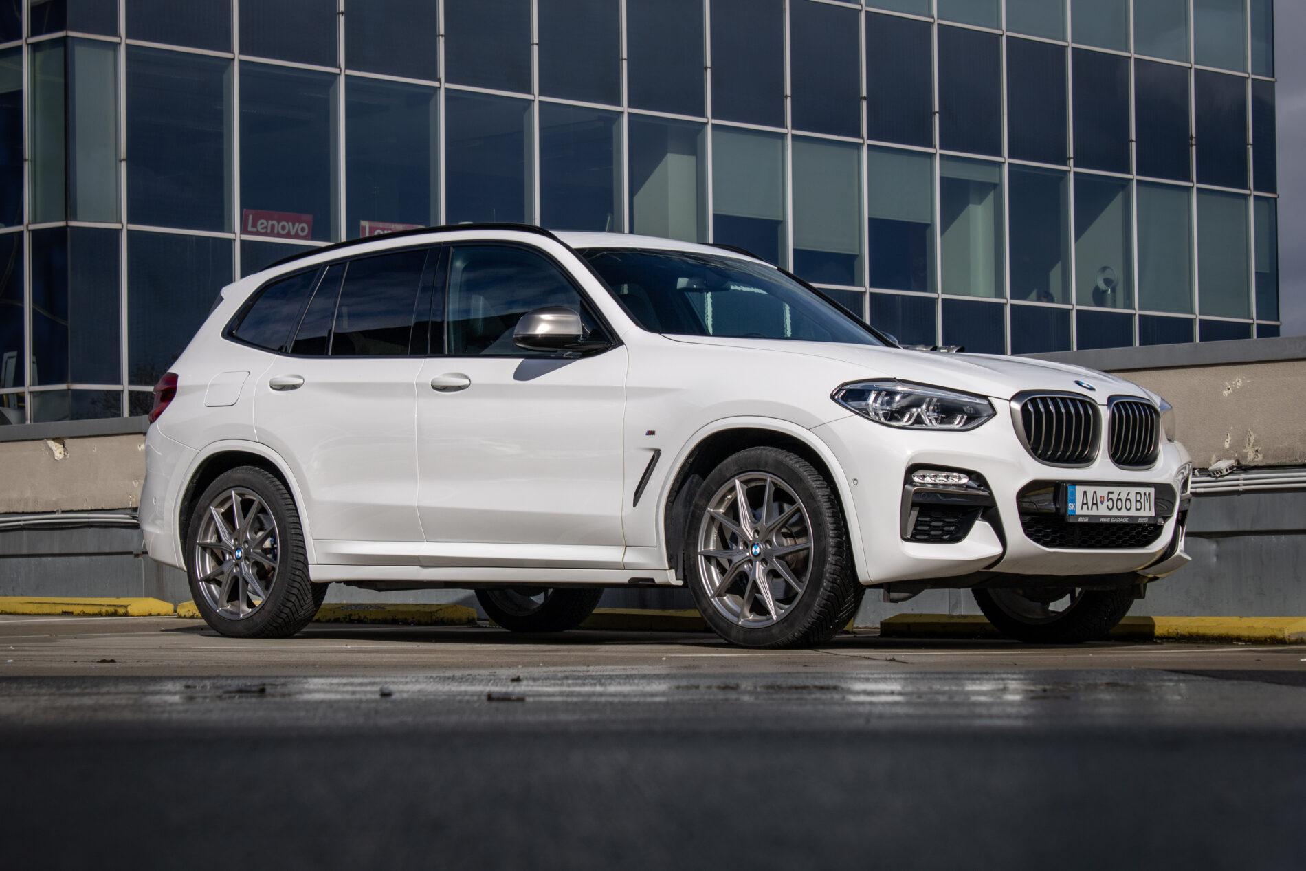 2019 BMW X3 M40i, bílá suv, 142 191 km