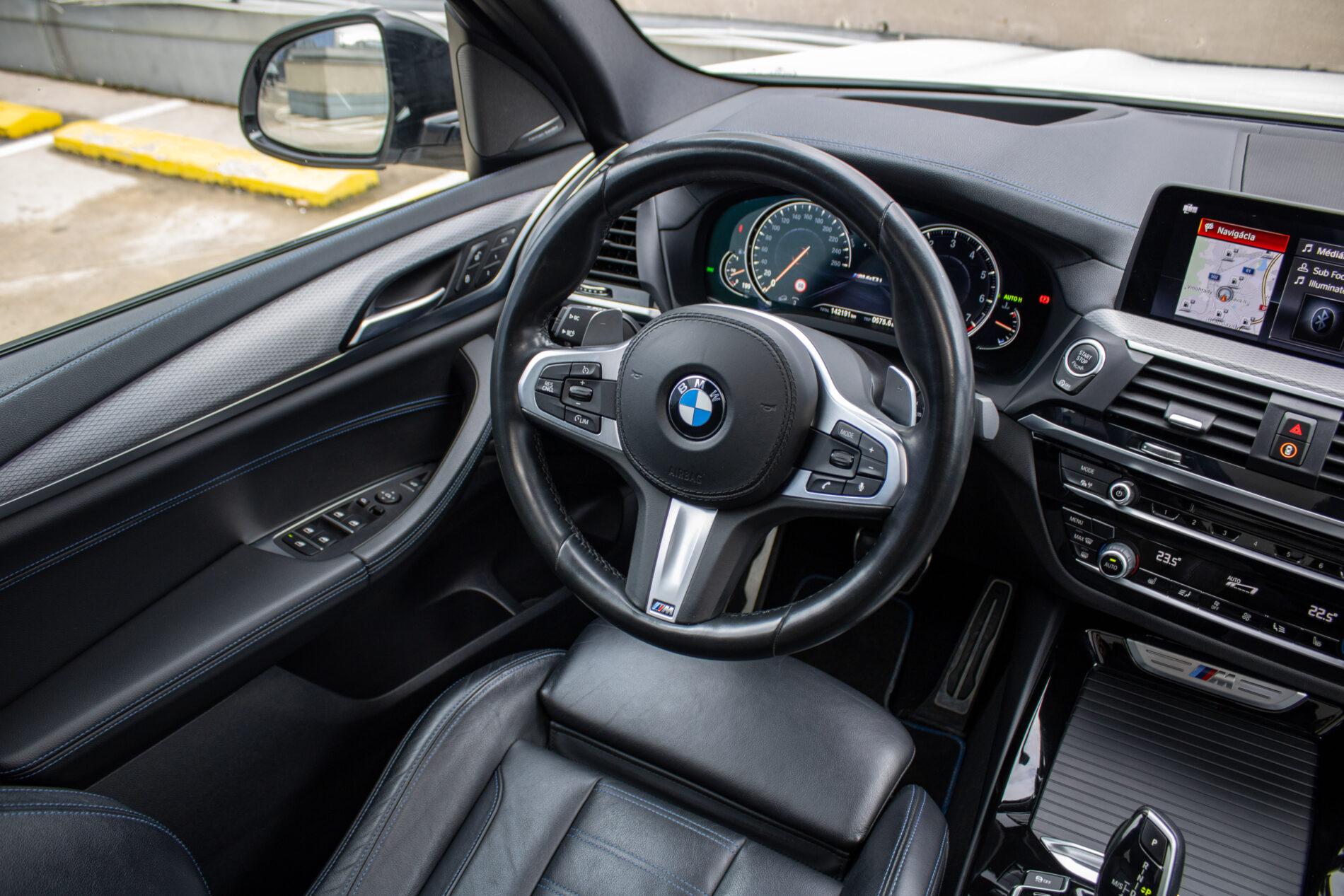 2019 BMW X3 M40i, bílá suv, 142 191 km