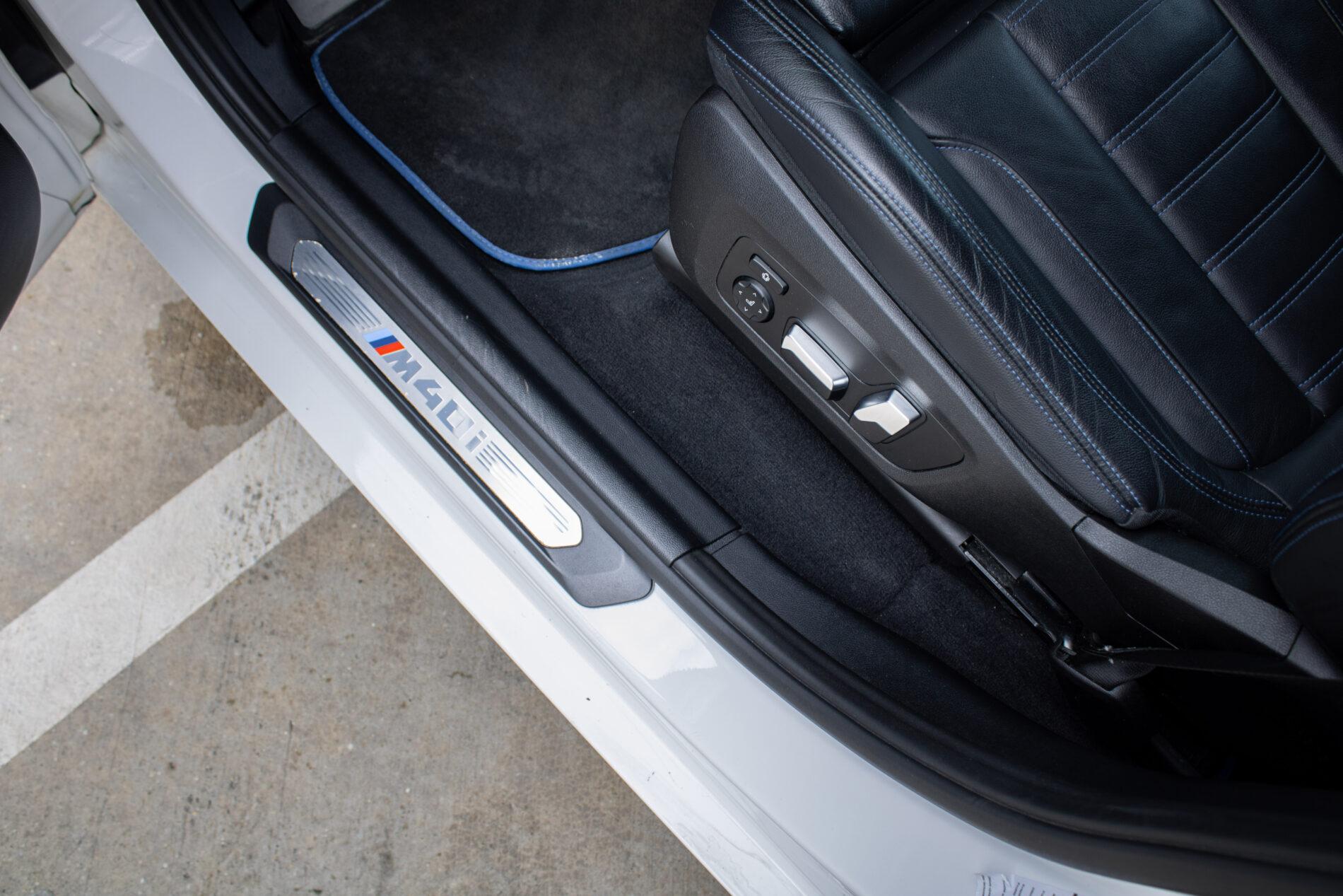 2019 BMW X3 M40i, bílá suv, 142 191 km