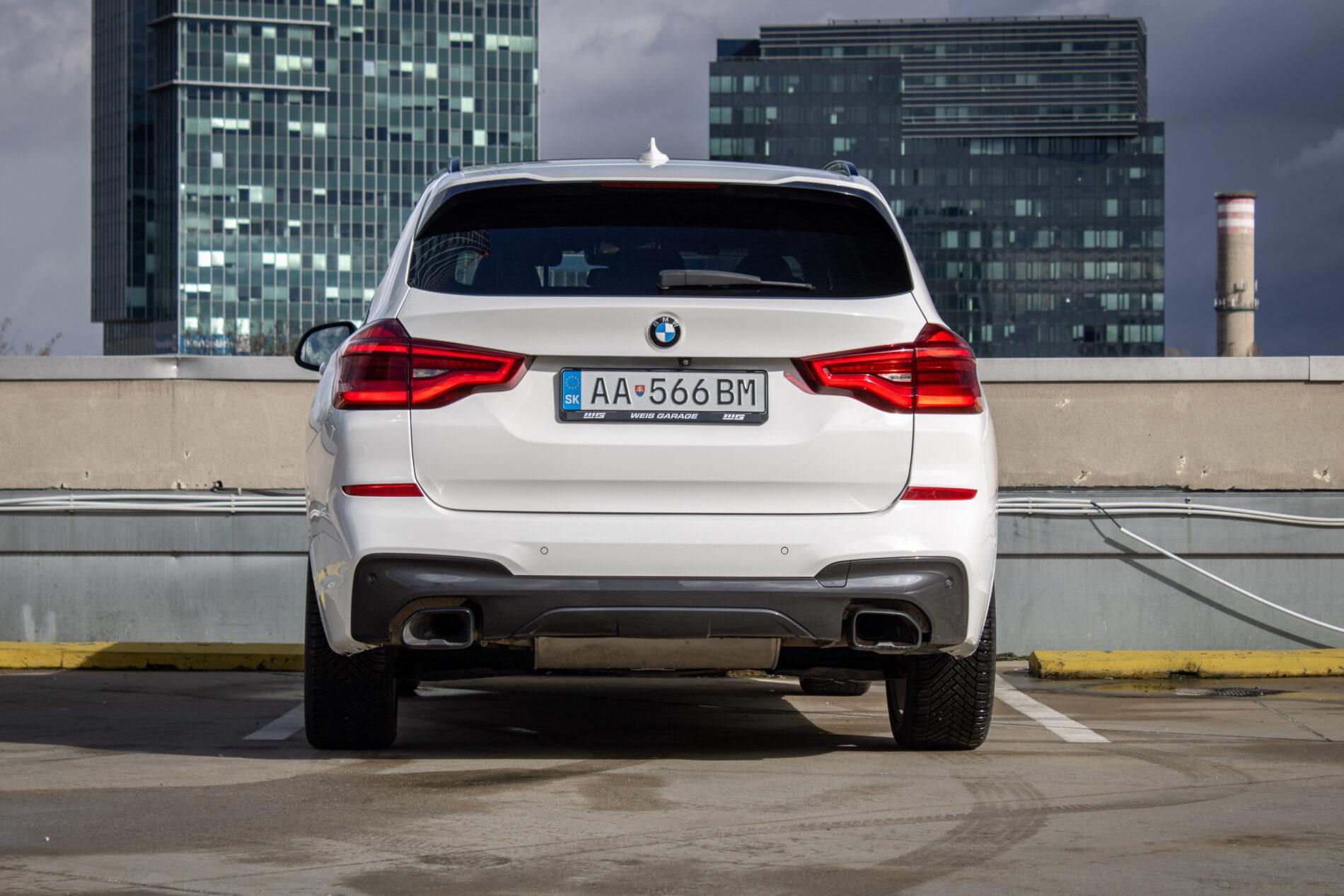 2019 BMW X3 M40i, bílá suv, 142 191 km