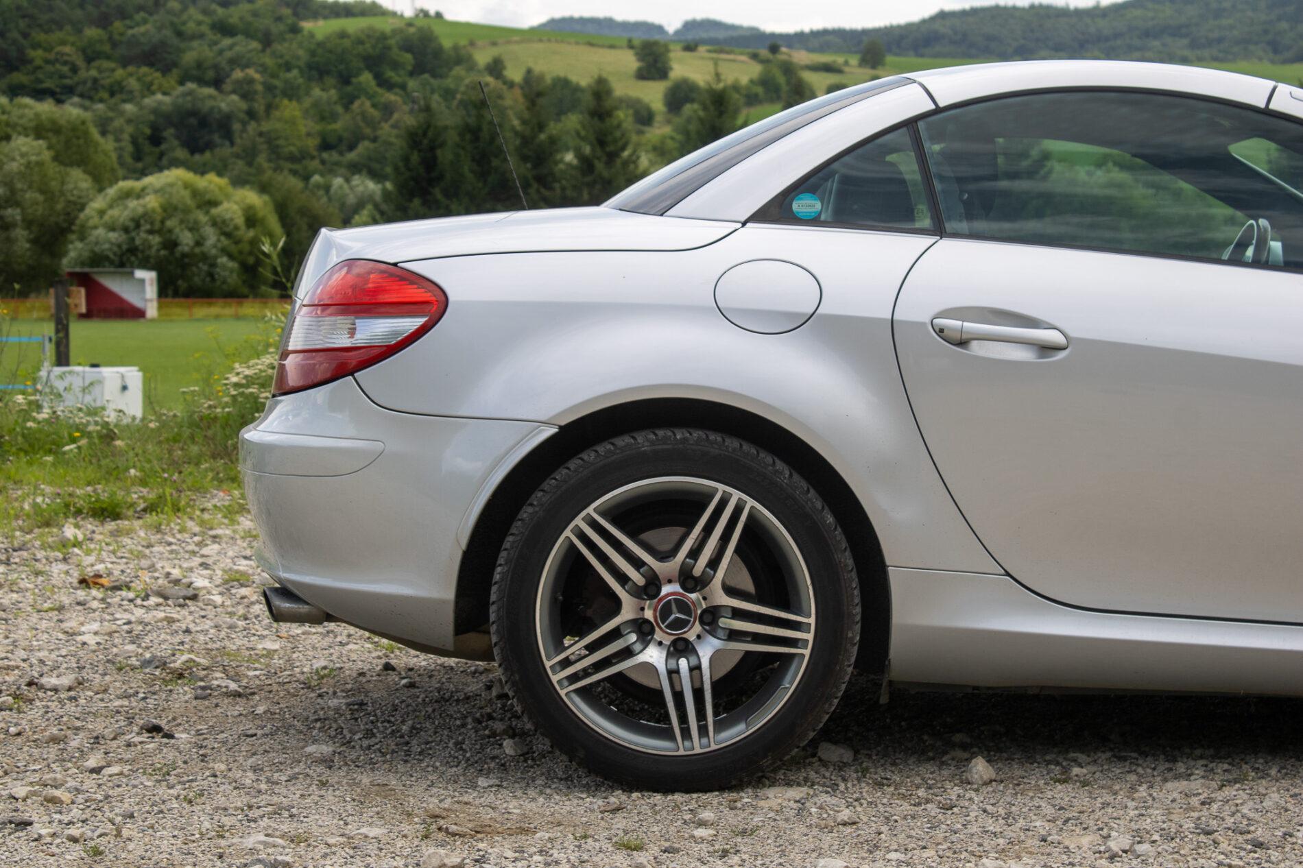 2004 Mercedes-Benz SLK 350, šedá kabriolet, 226 941 km