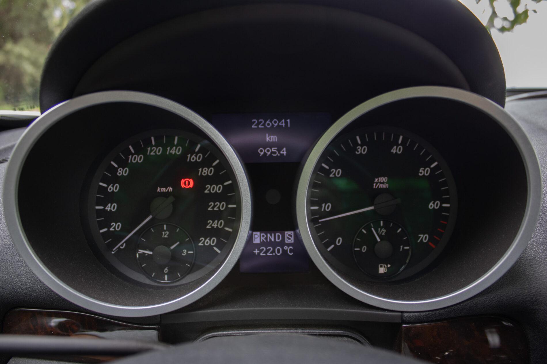 2004 Mercedes-Benz SLK 350, šedá kabriolet, 226 941 km