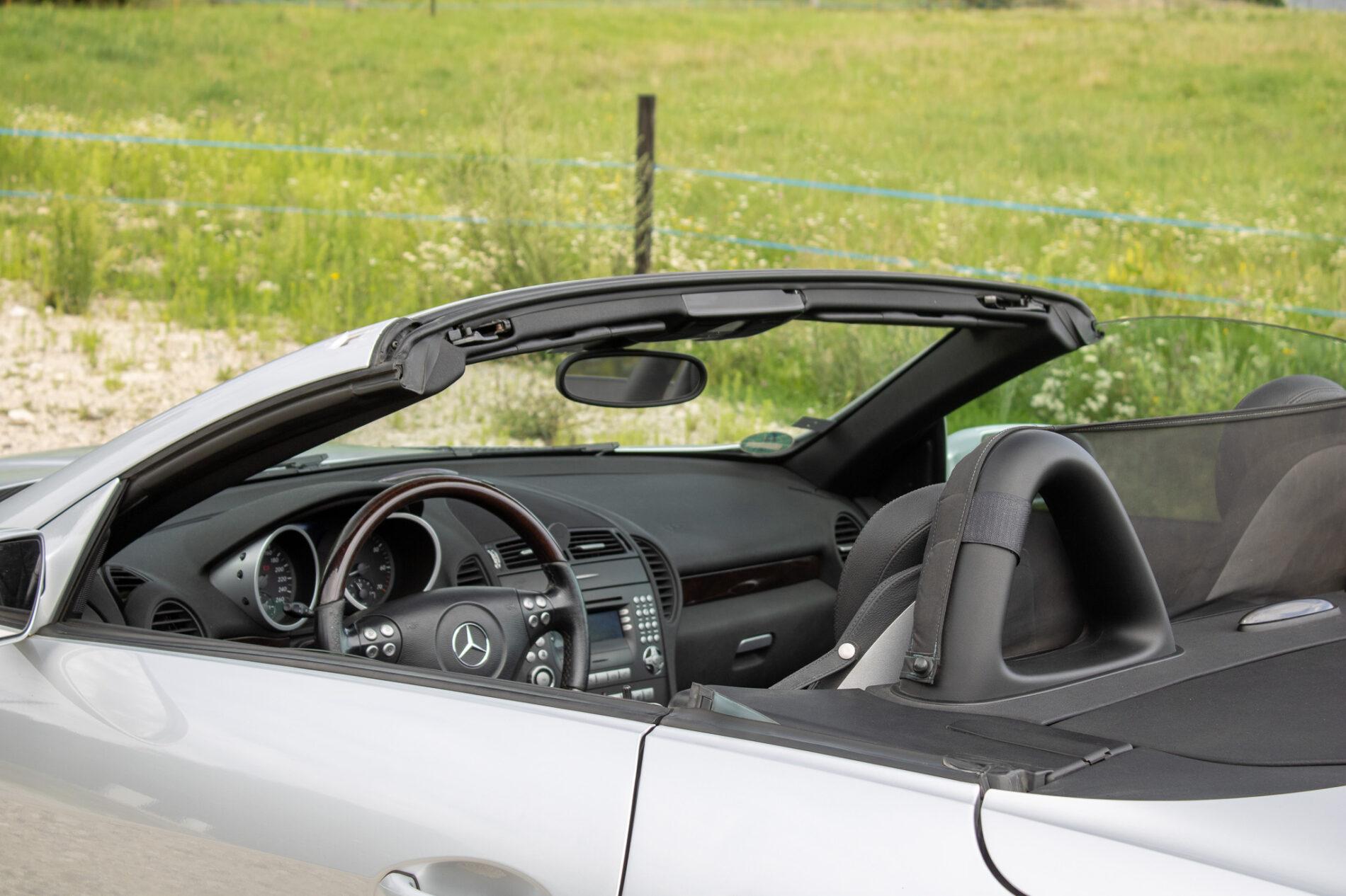 2004 Mercedes-Benz SLK 350, šedá kabriolet, 226 941 km