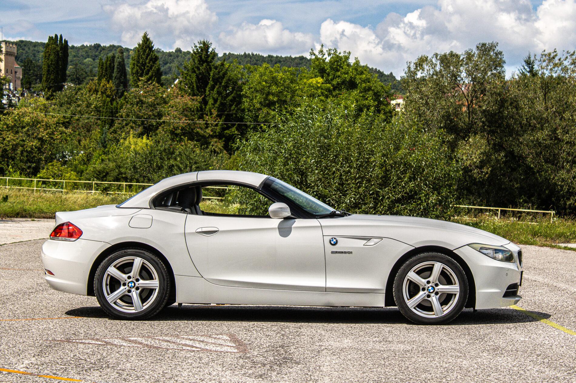 2012 BMW Z4, bílá kabriolet, 170 435 km