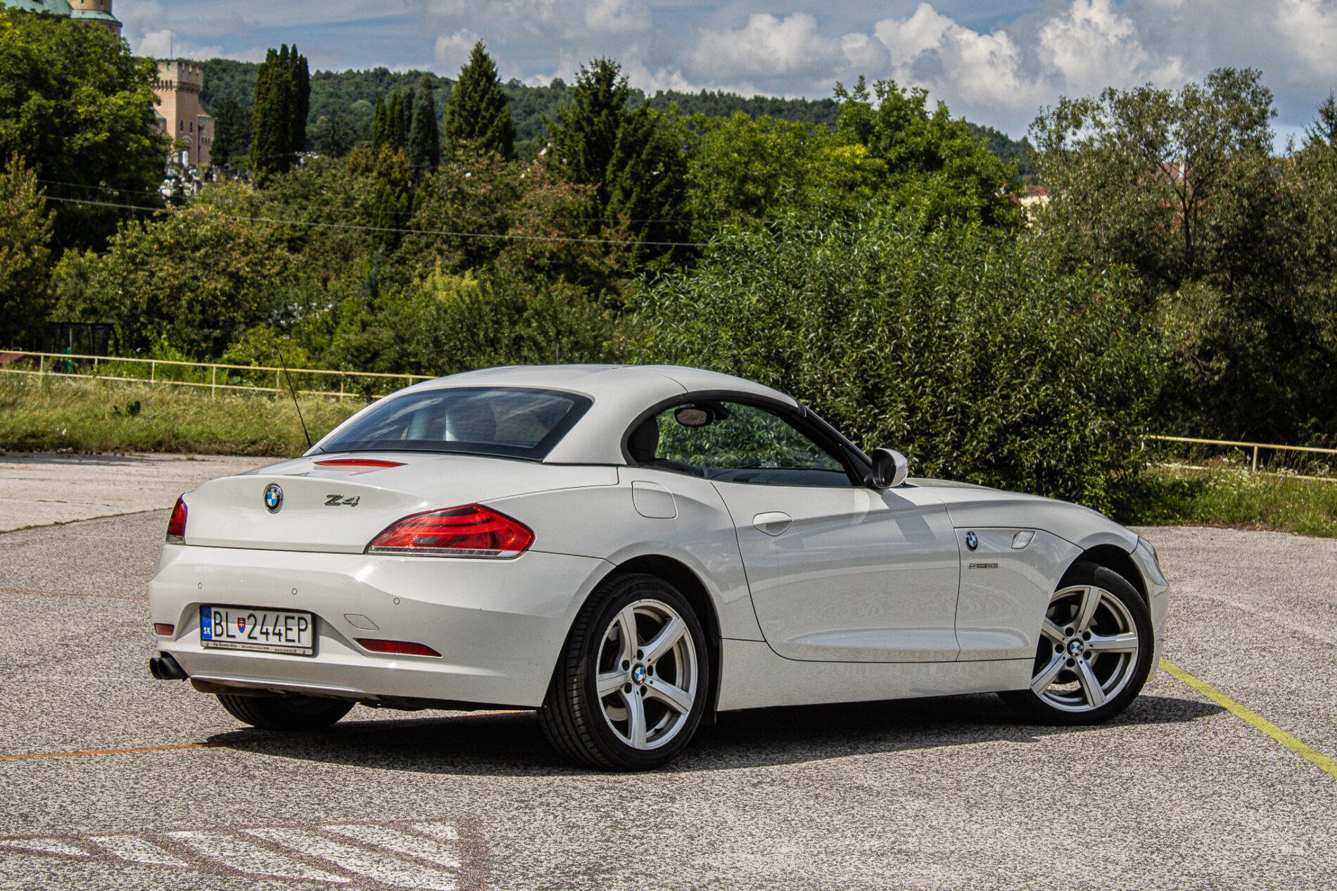 2012 BMW Z4, bílá kabriolet, 170 435 km