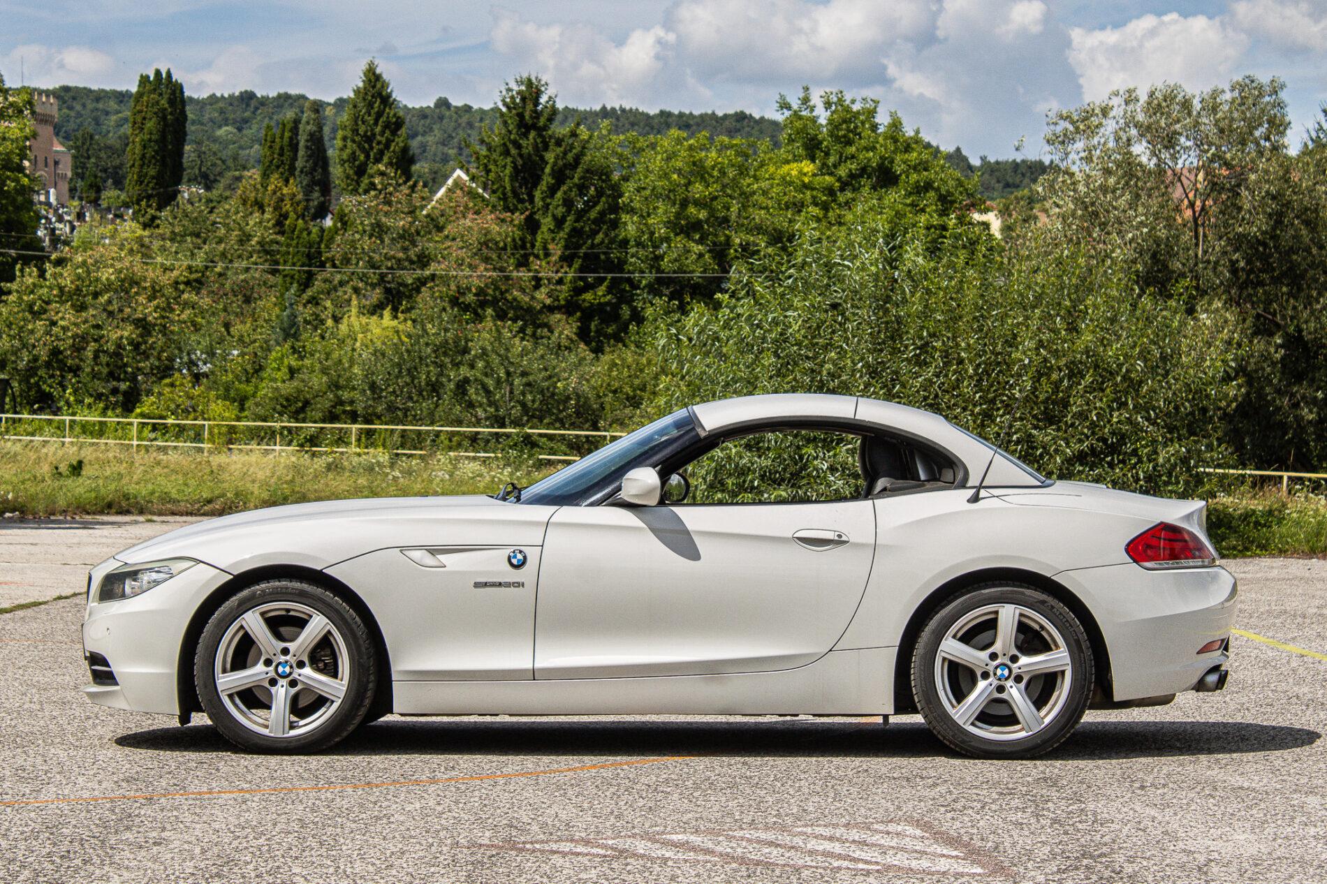 2012 BMW Z4, bílá kabriolet, 170 435 km
