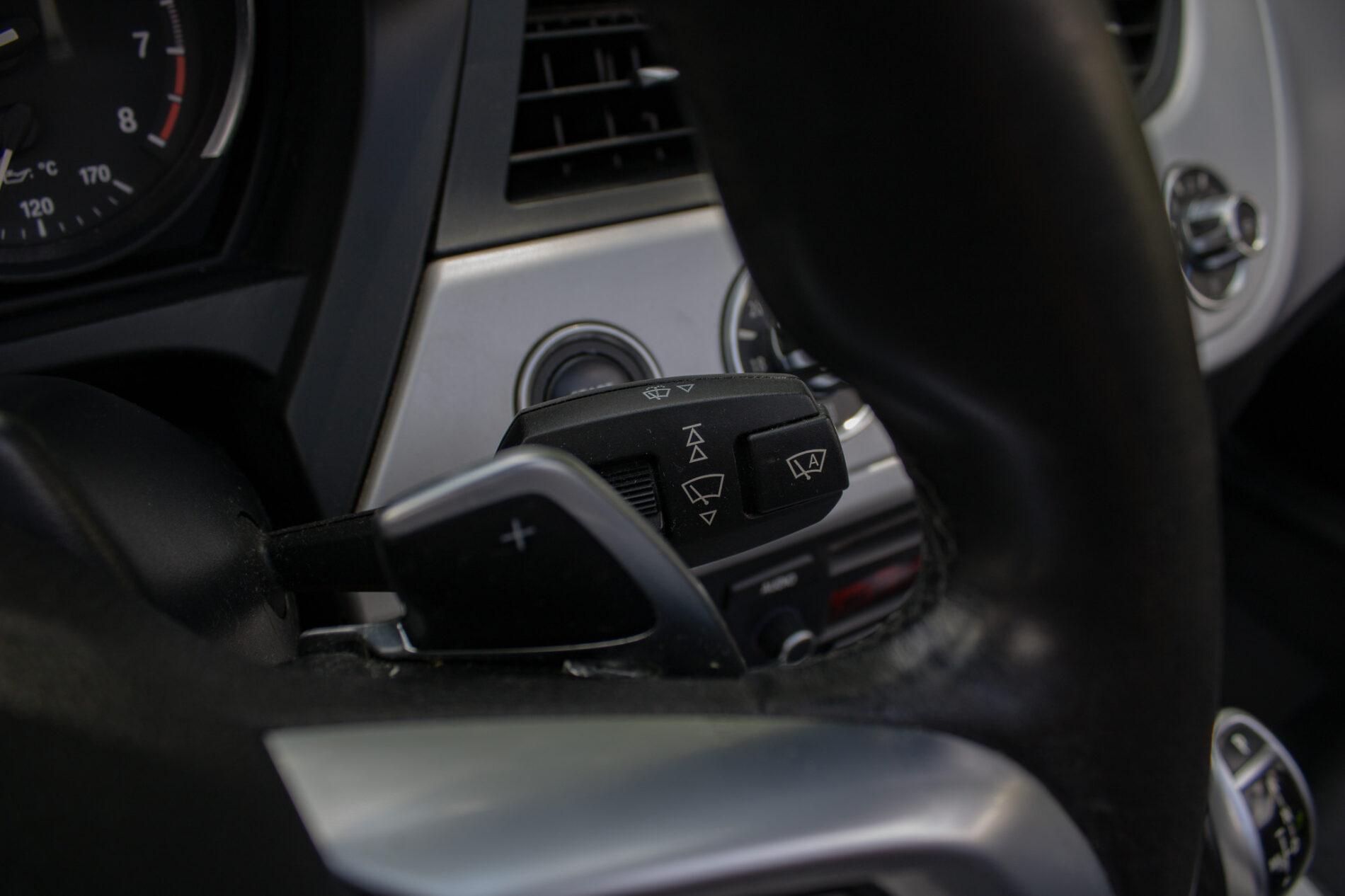 2012 BMW Z4, bílá kabriolet, 170 435 km