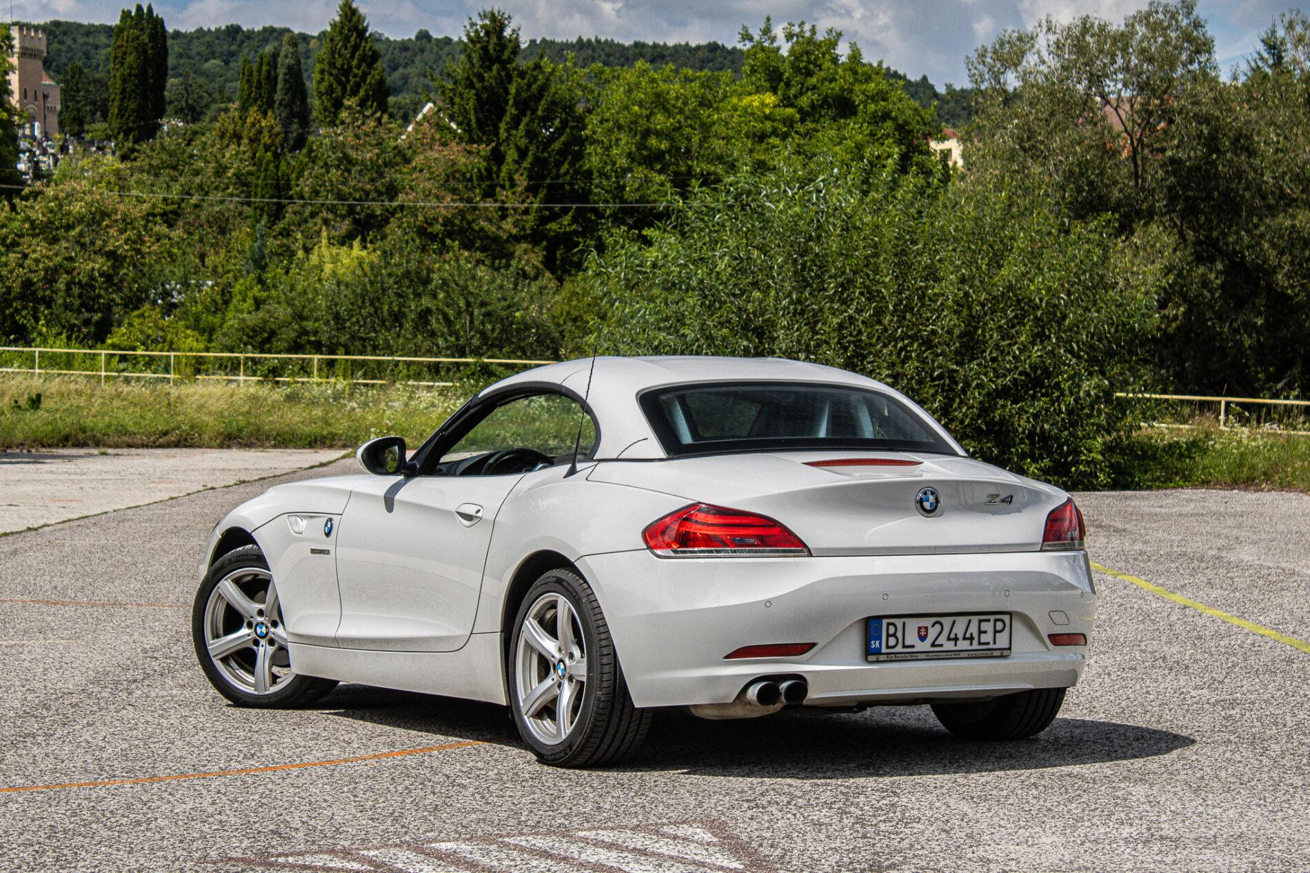 2012 BMW Z4, bílá kabriolet, 170 435 km
