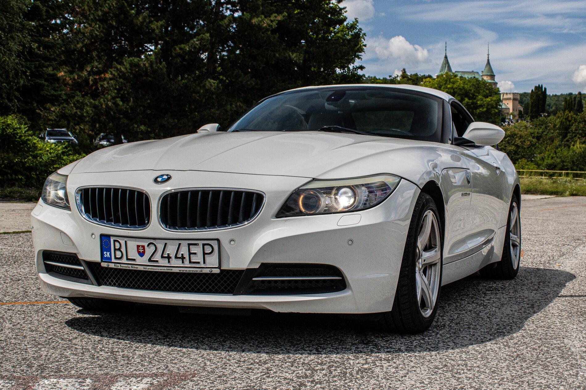 2012 BMW Z4, bílá kabriolet, 170 435 km