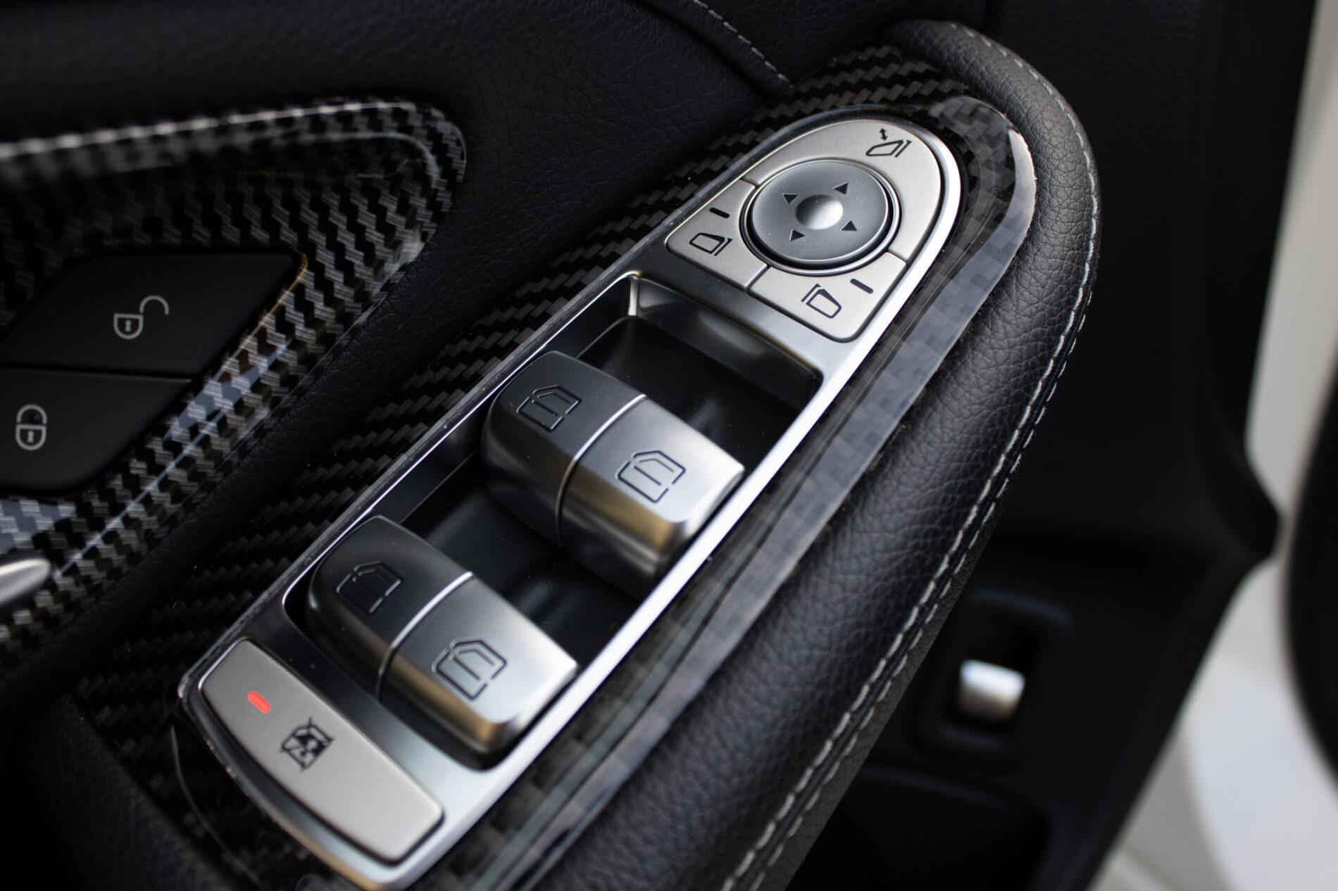 2017 Mercedes-Benz C 63 AMG S, bílá kombi, 79 170 km