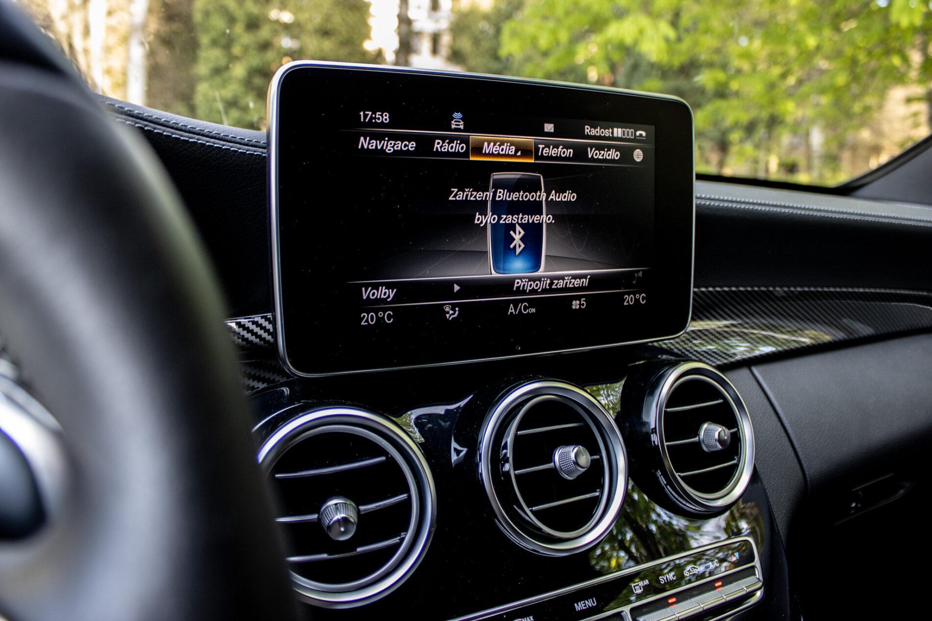 2017 Mercedes-Benz C 63 AMG S, bílá kombi, 79 170 km