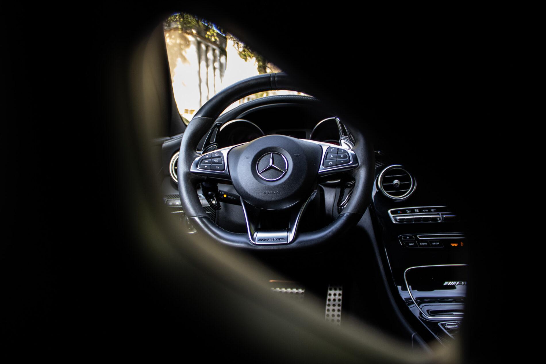 2017 Mercedes-Benz C 63 AMG S, bílá kombi, 79 170 km