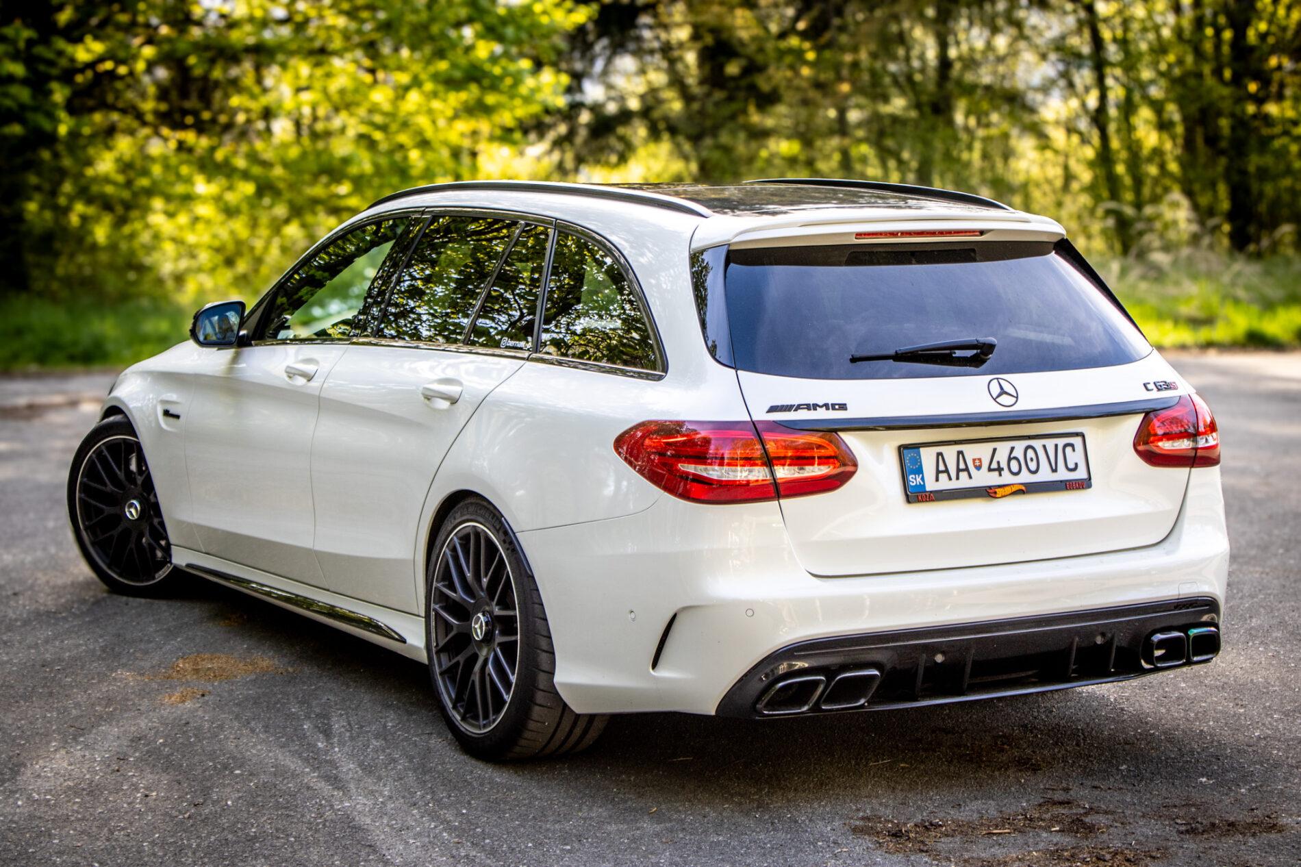 2017 Mercedes-Benz C 63 AMG S, bílá kombi, 79 170 km