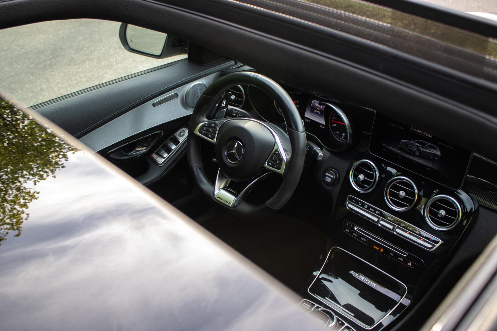 2017 Mercedes-Benz C 63 AMG S, bílá kombi, 79 170 km