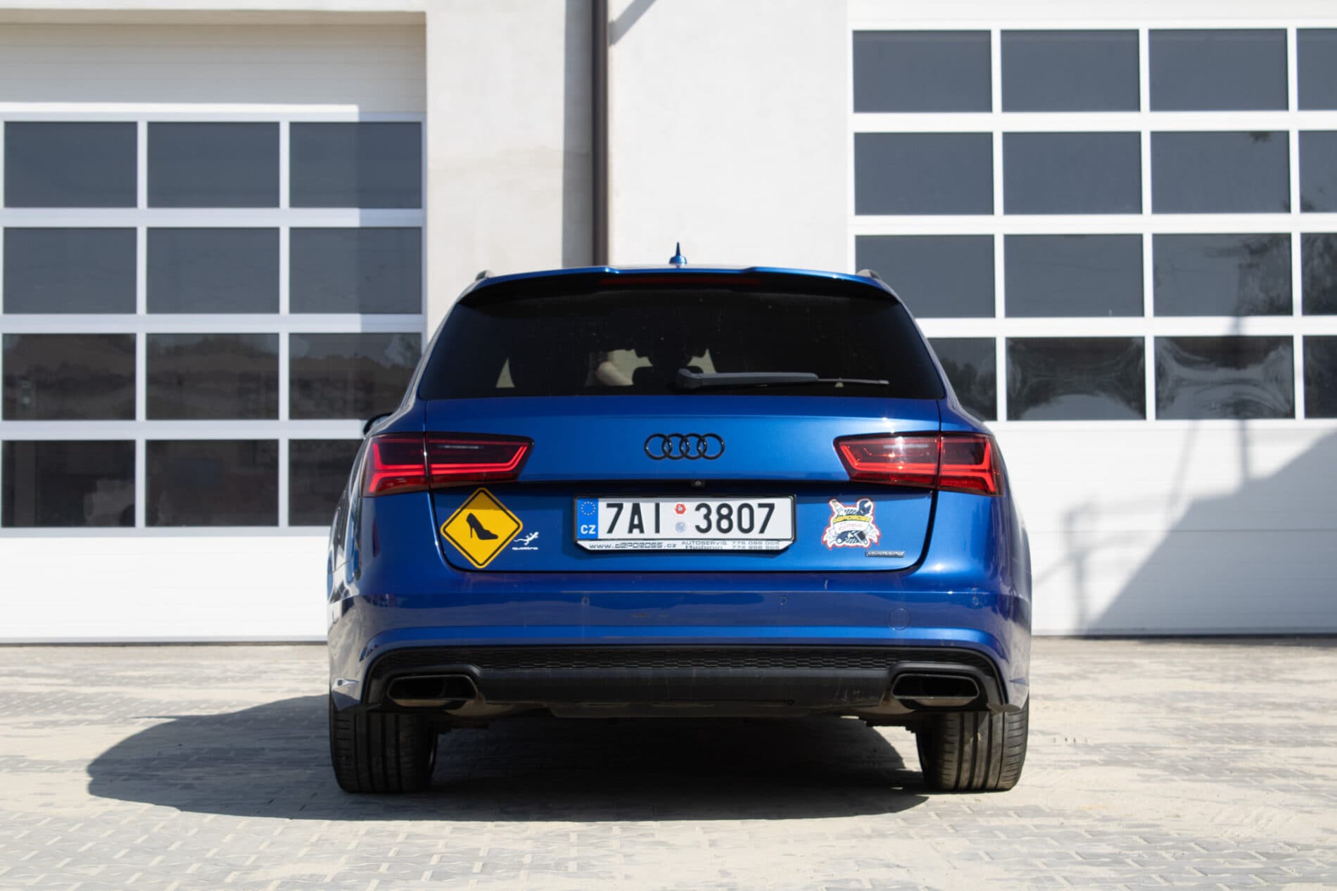 2017 AUDI A6, modrá kombi, 82 560 km