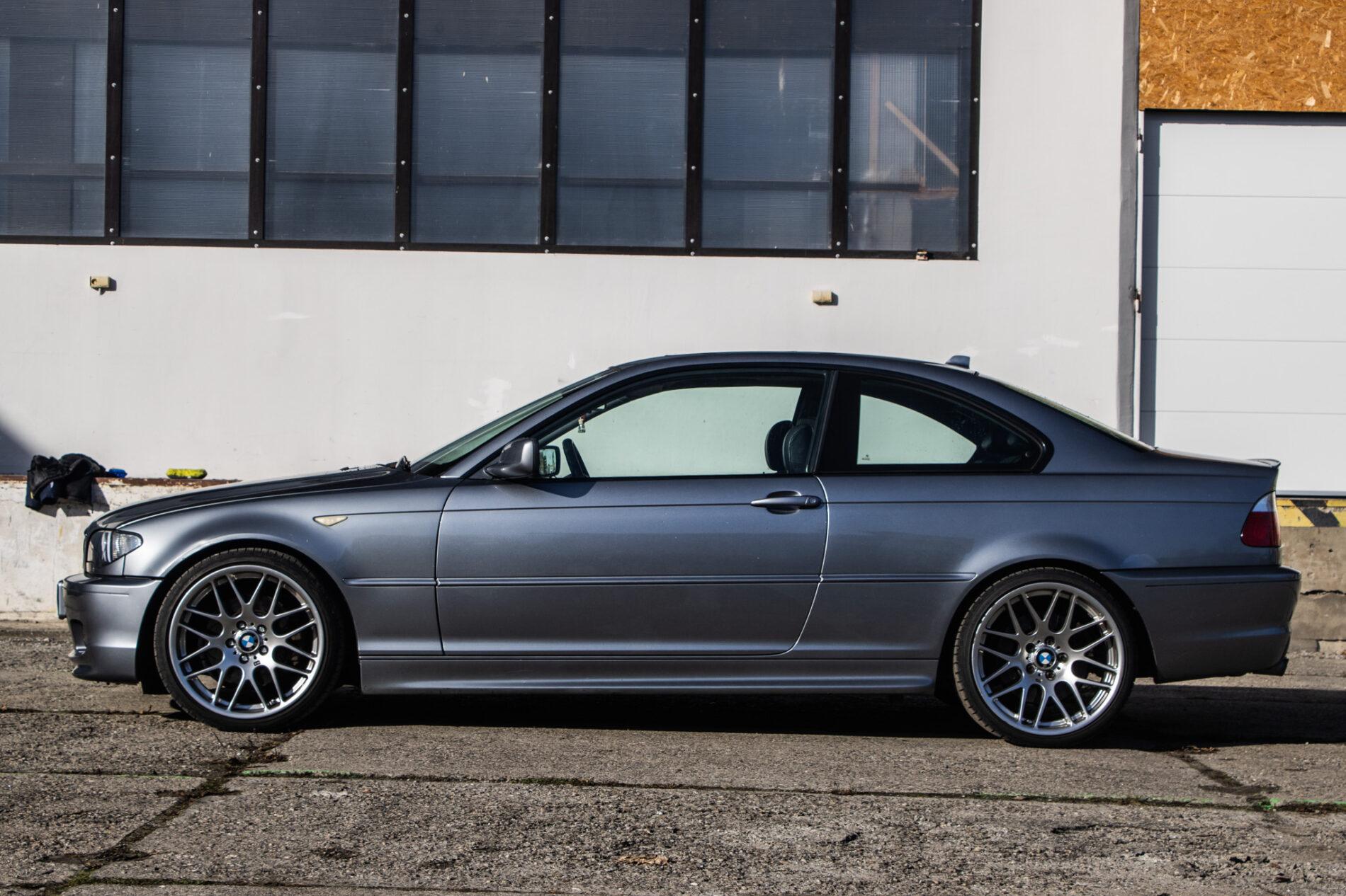 2003 BMW 330i, šedá kupé, 283 013 km