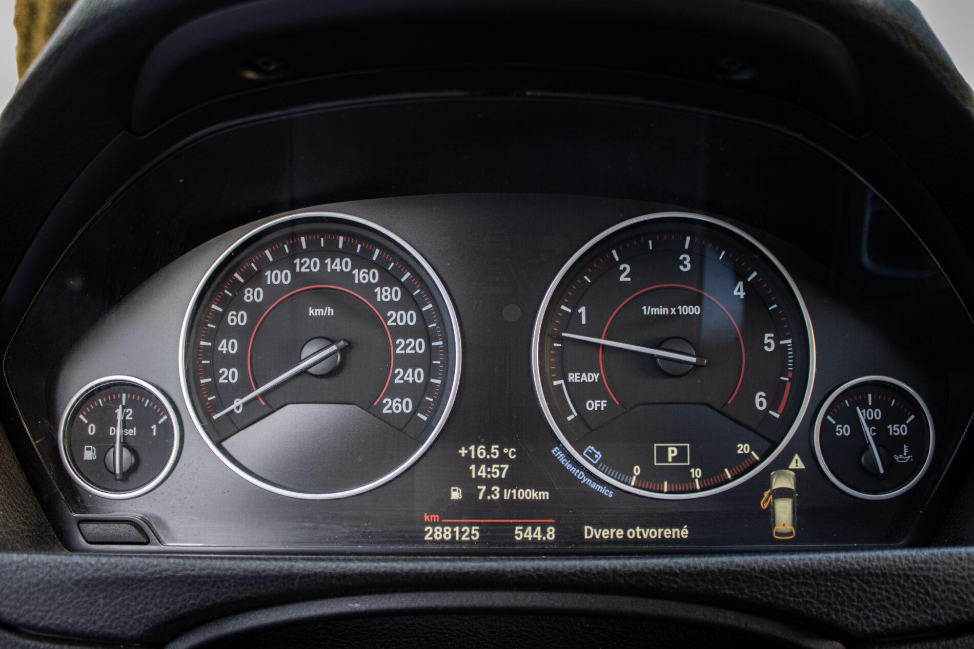 2013 BMW 335d, černá kombi, 292 000 km