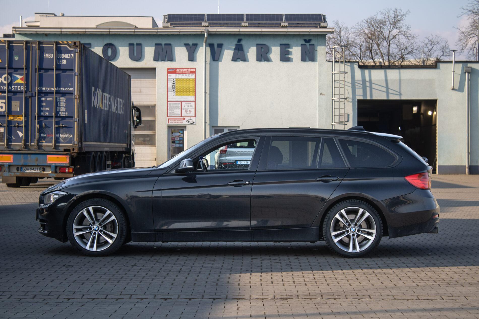 2013 BMW 335d, černá kombi, 292 000 km
