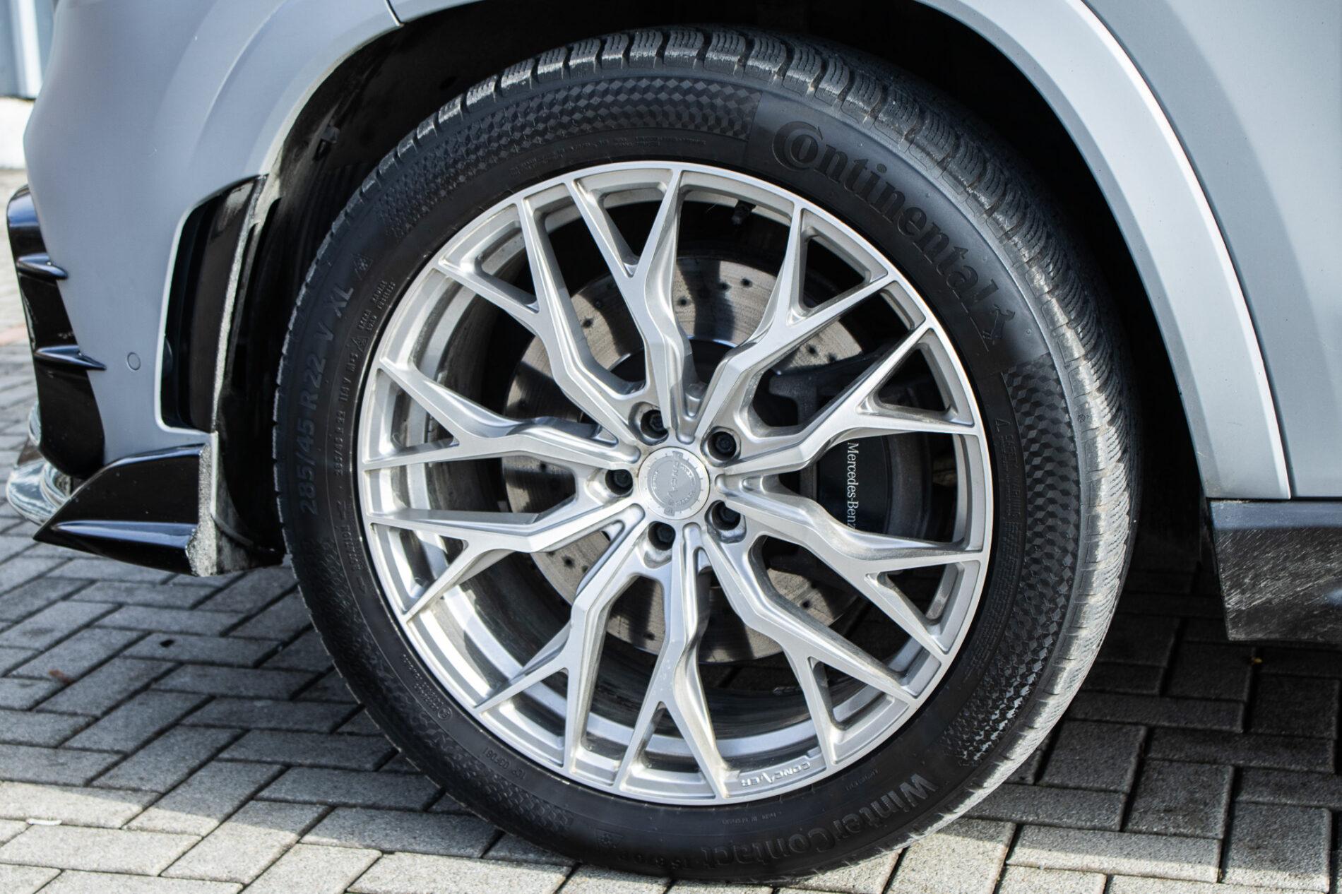 2021 Mercedes-Benz GLS 580, šedá suv, 109 687 km