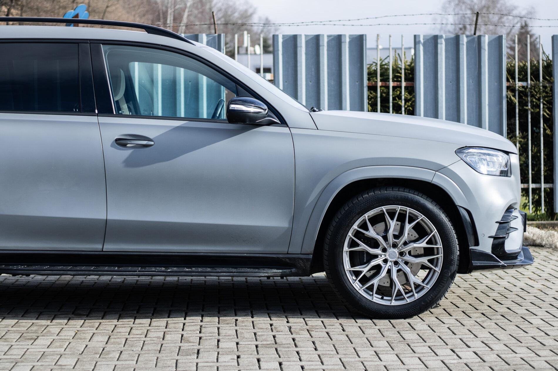 2021 Mercedes-Benz GLS 580, šedá suv, 109 687 km