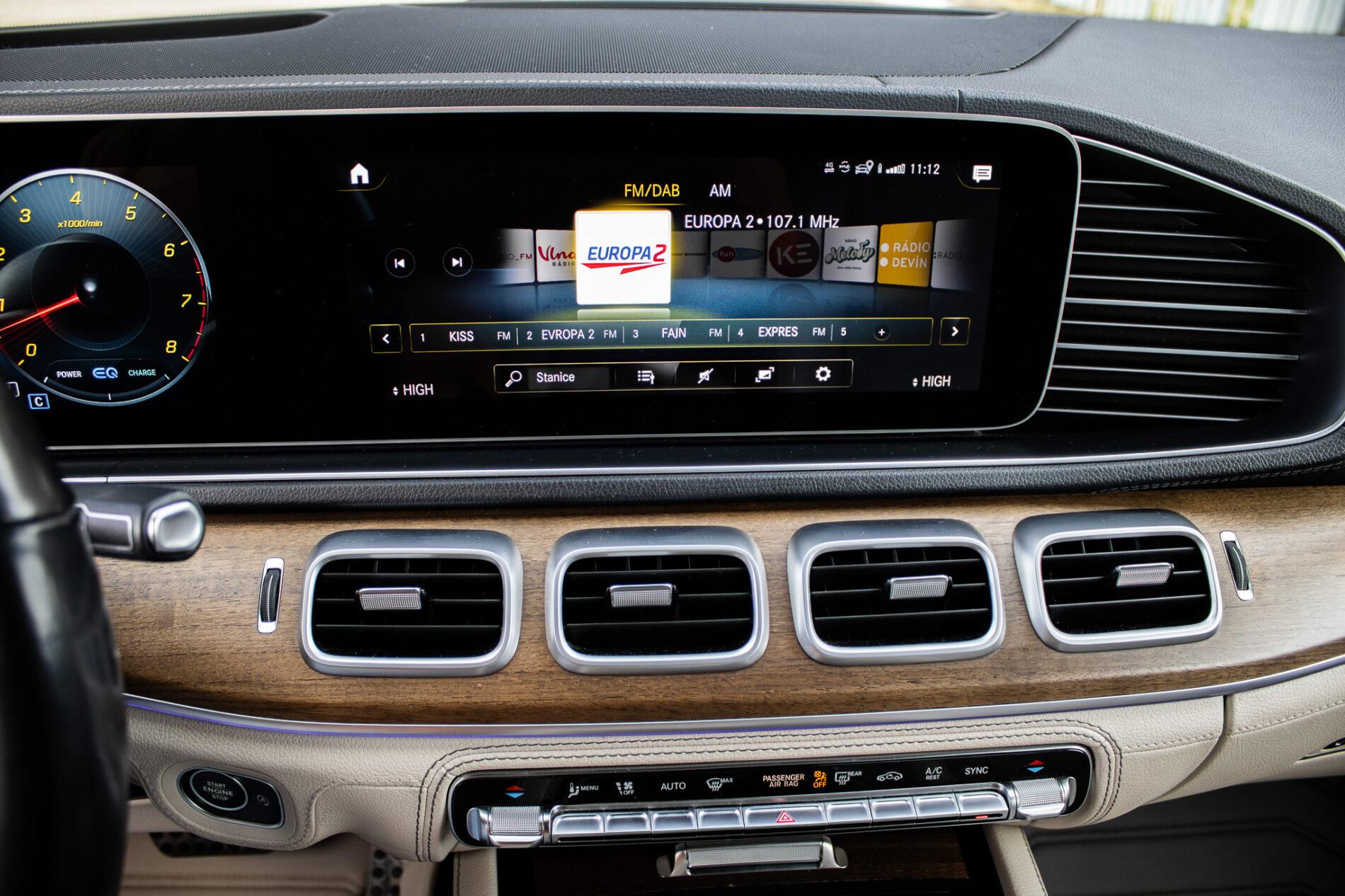 2021 Mercedes-Benz GLS 580, šedá suv, 109 687 km