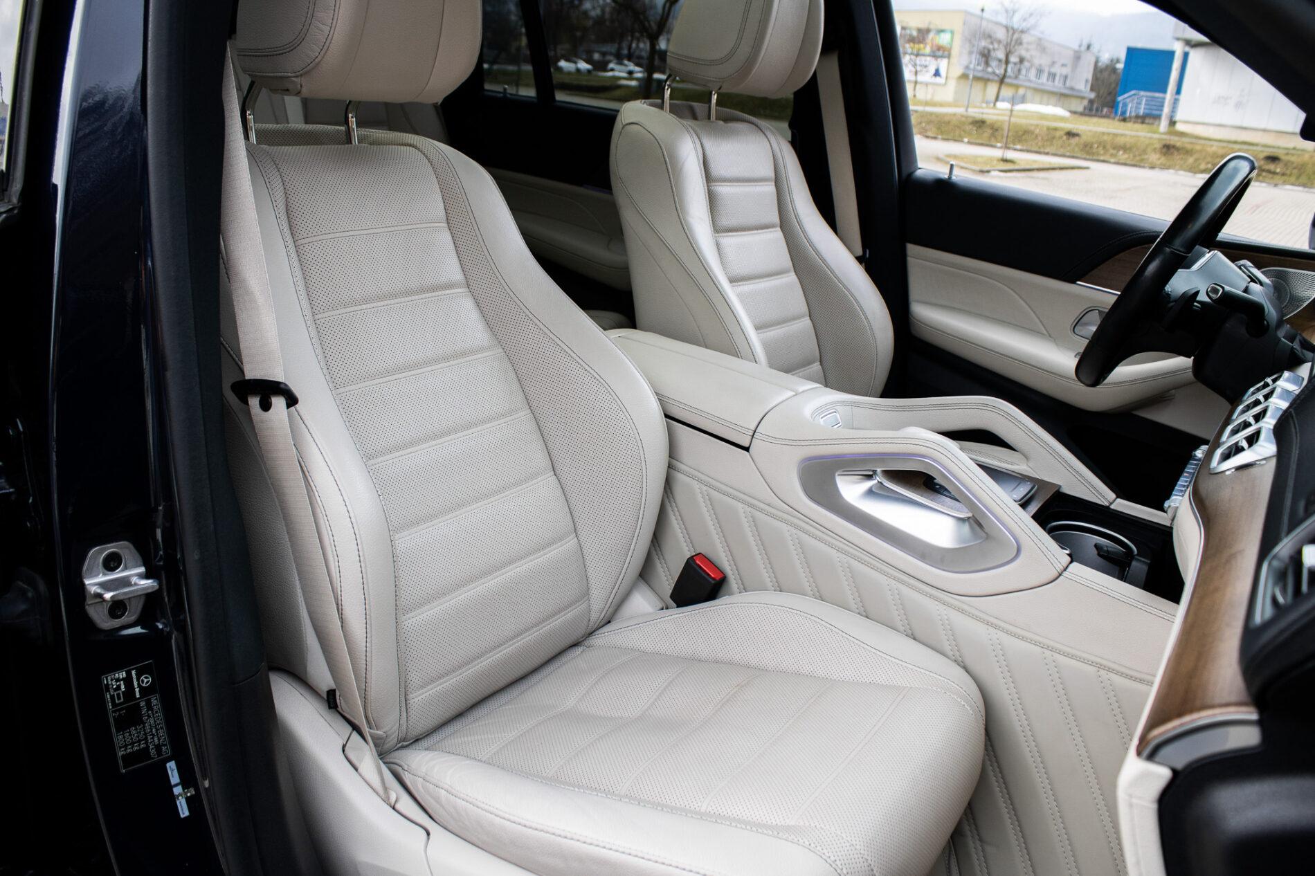 2021 Mercedes-Benz GLS 580, šedá suv, 109 687 km