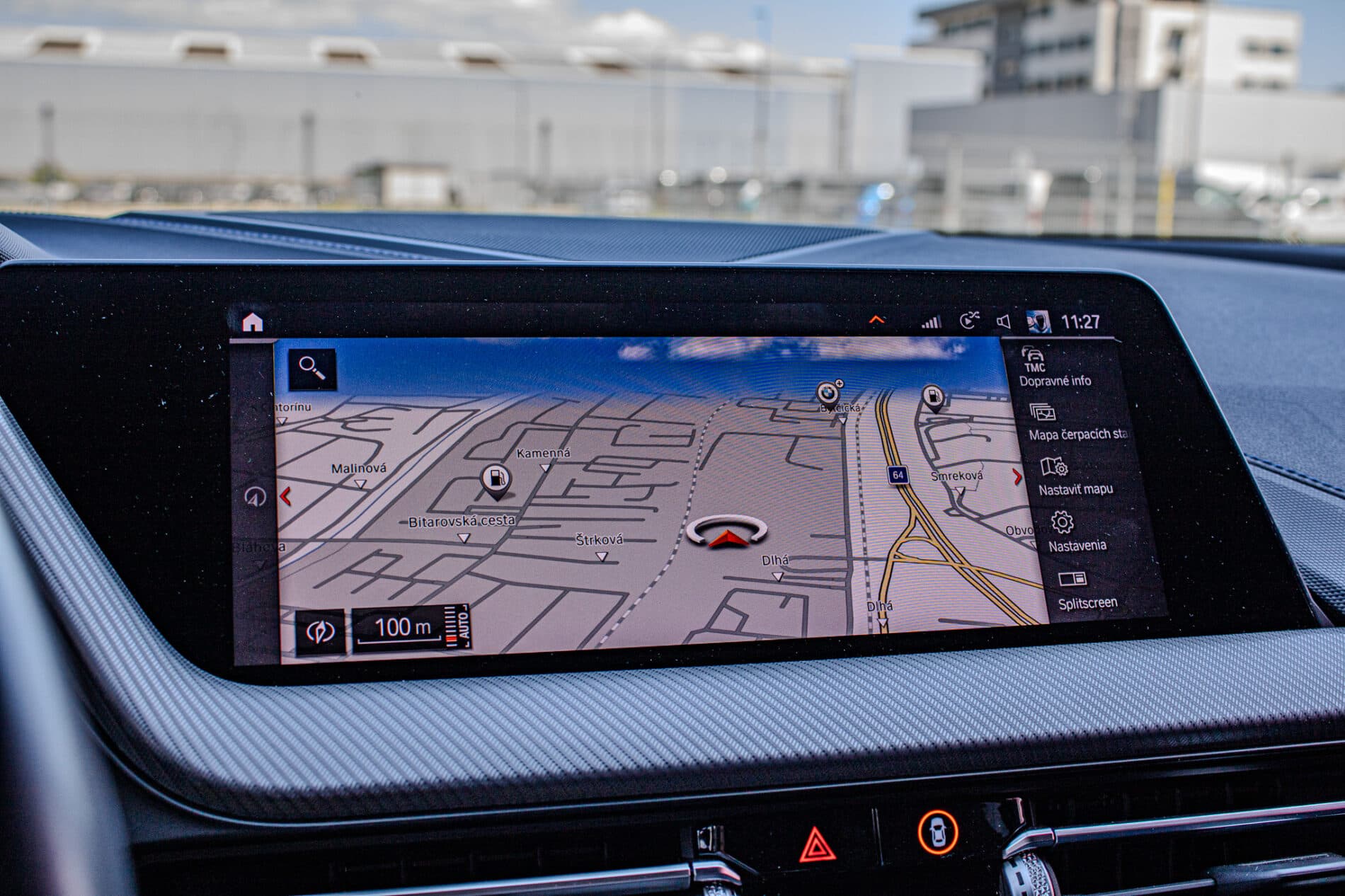 2020 BMW 135i, modrá hatchback, 65 383 km