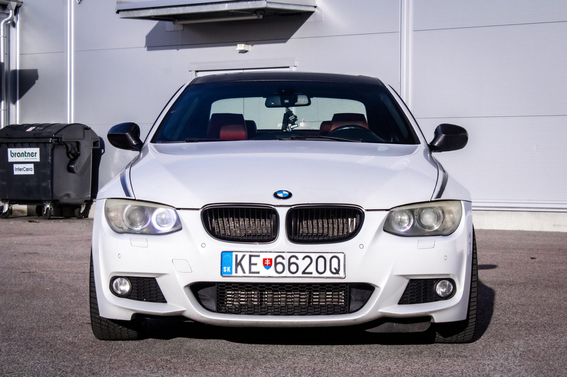 2010 BMW 330d, bílá kupé, 297 399 km