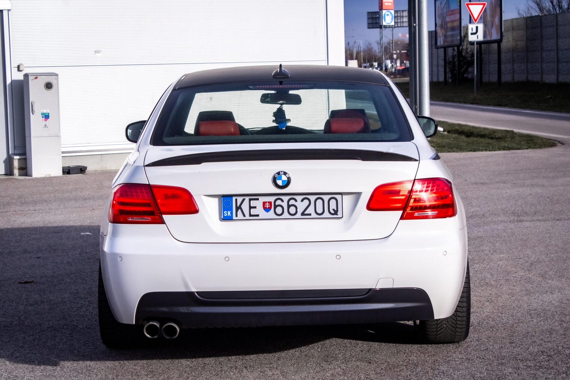 2010 BMW 330d, bílá kupé, 297 399 km